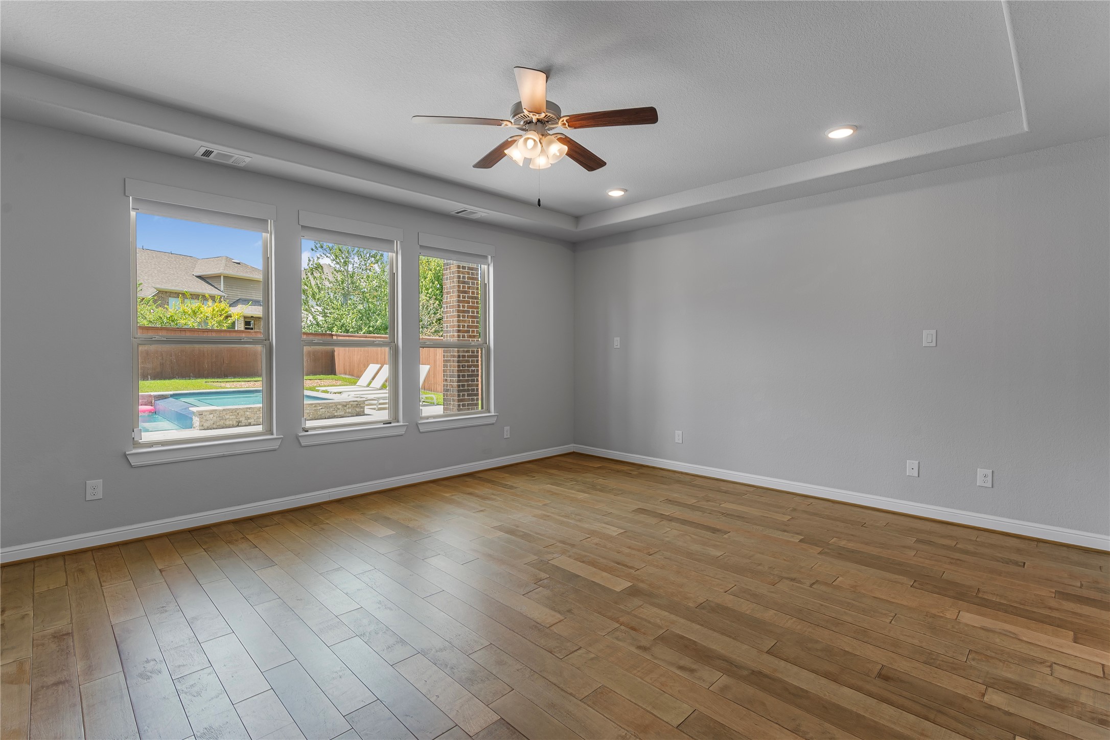 11 Winter Thicket Place Property Photo 18