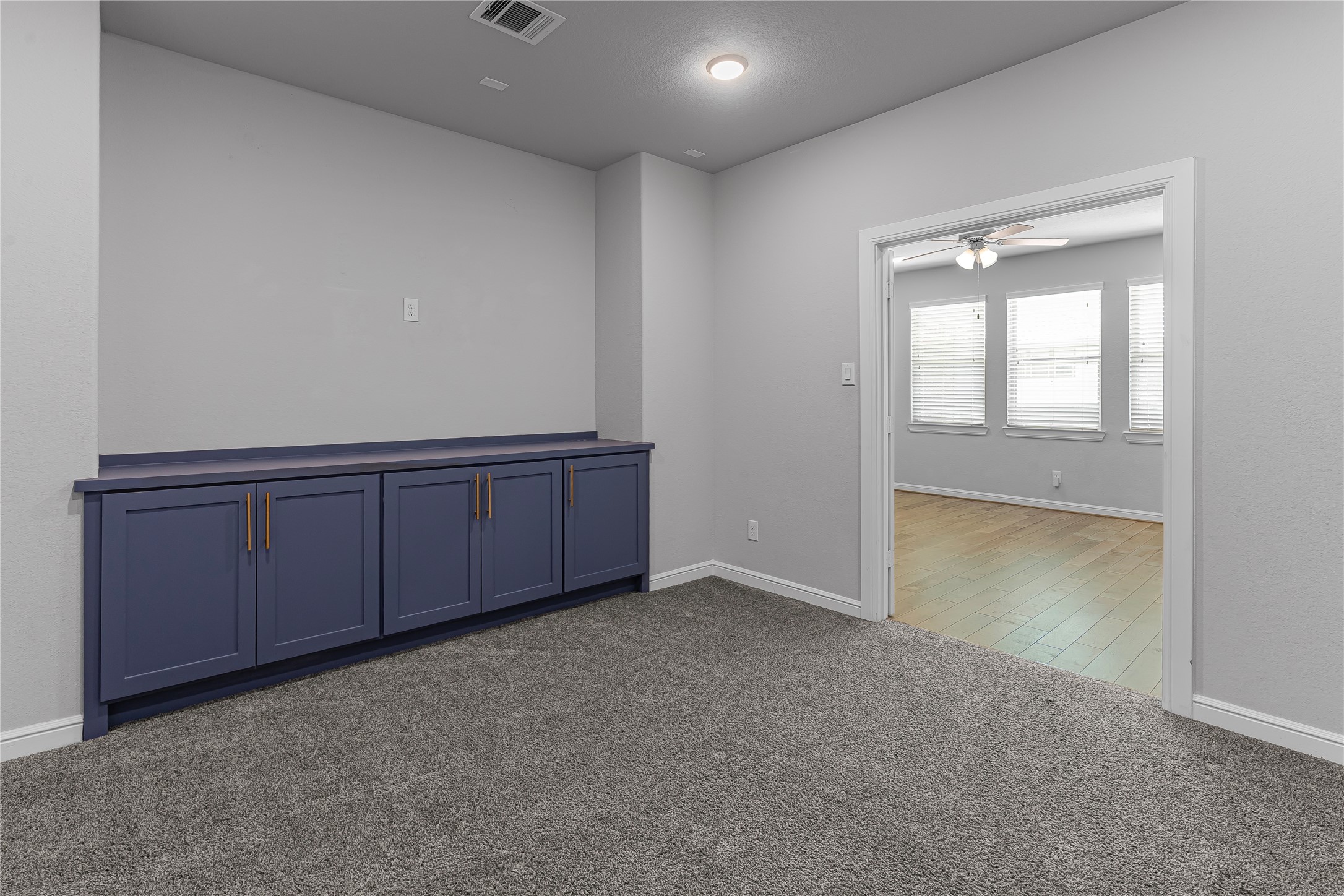 11 Winter Thicket Place Property Photo 25