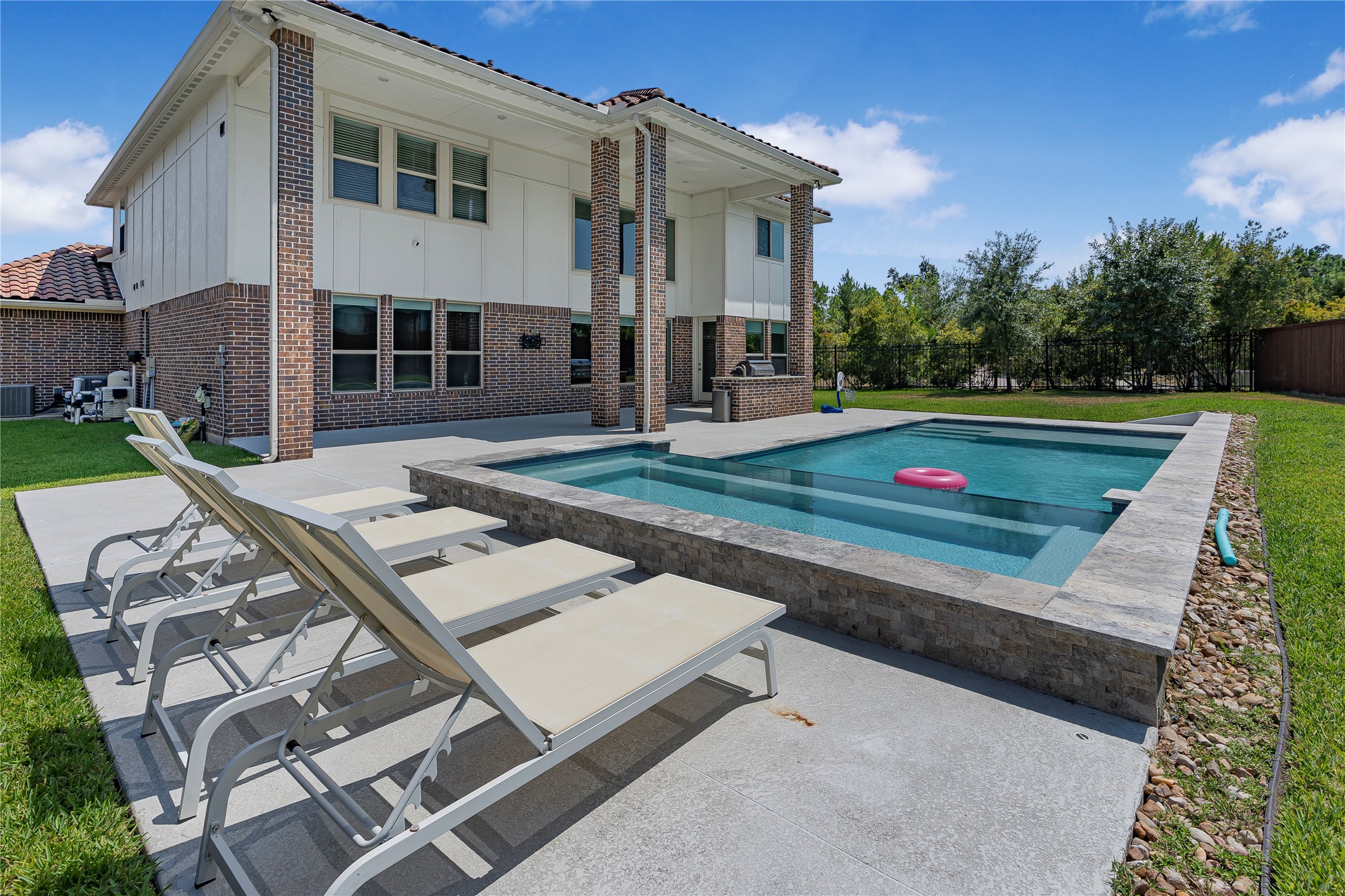 11 Winter Thicket Place Property Photo 35