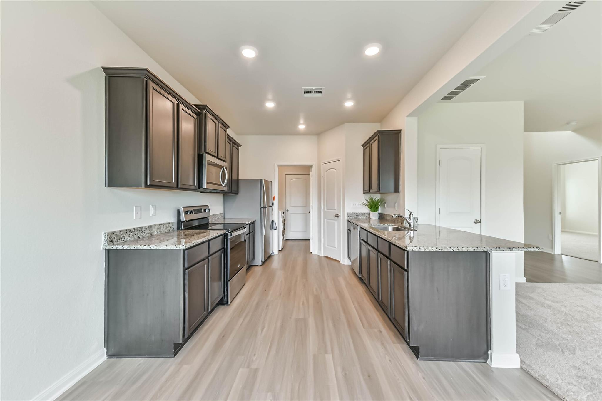 1123 Rare Fancy Drive, Iowa Colony Tx 77583 Property Photo 8