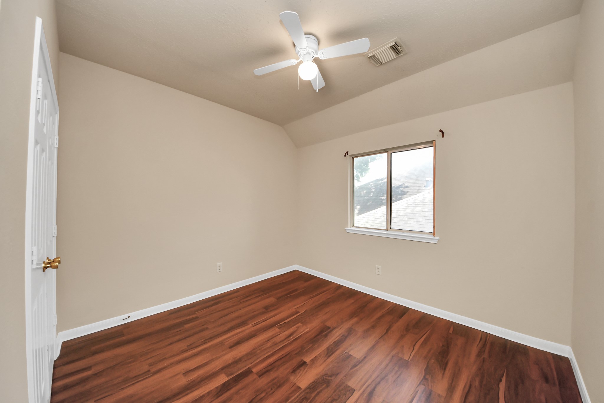 530 Majestic Ridge Drive Property Photo 19