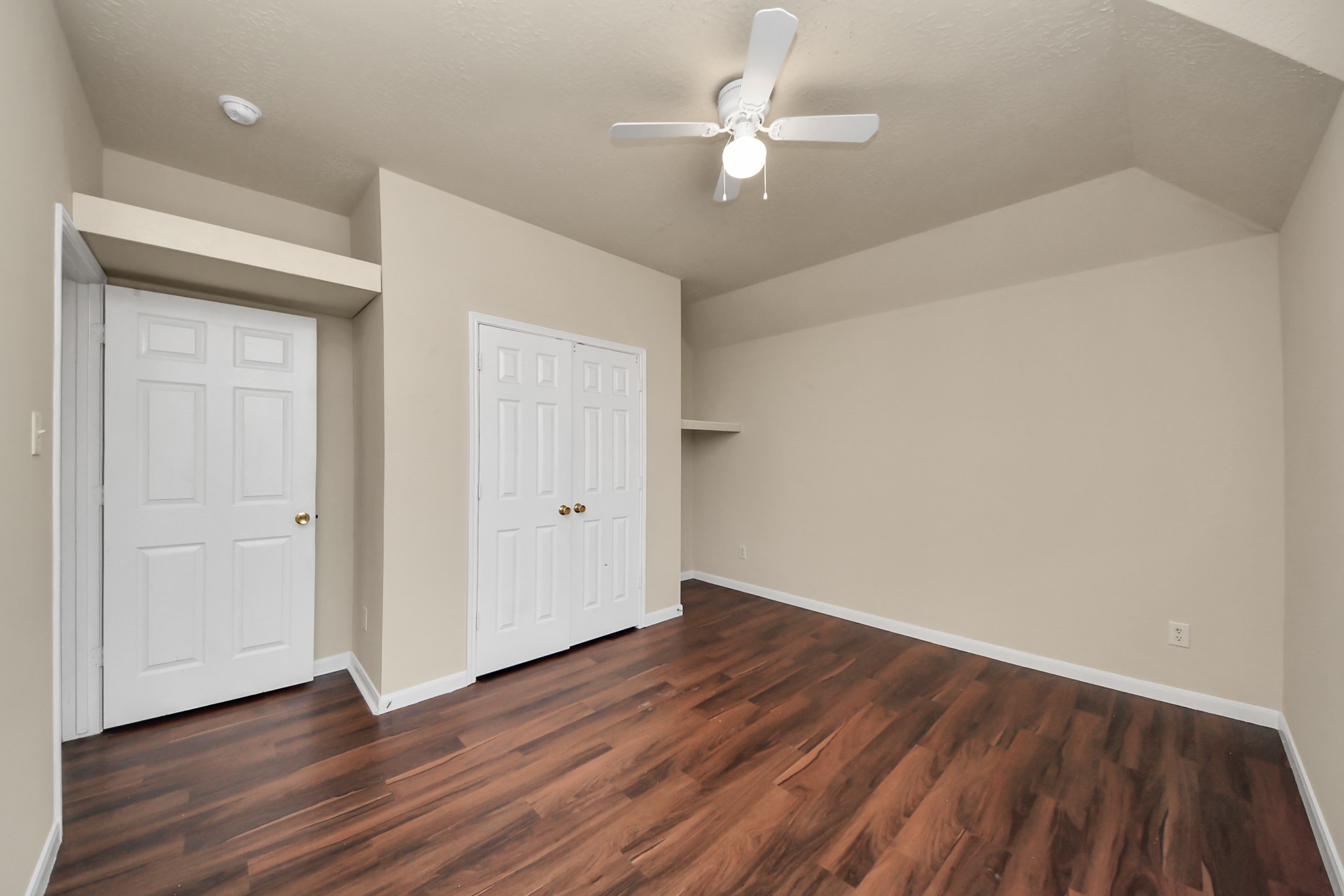 530 Majestic Ridge Drive Property Photo 20