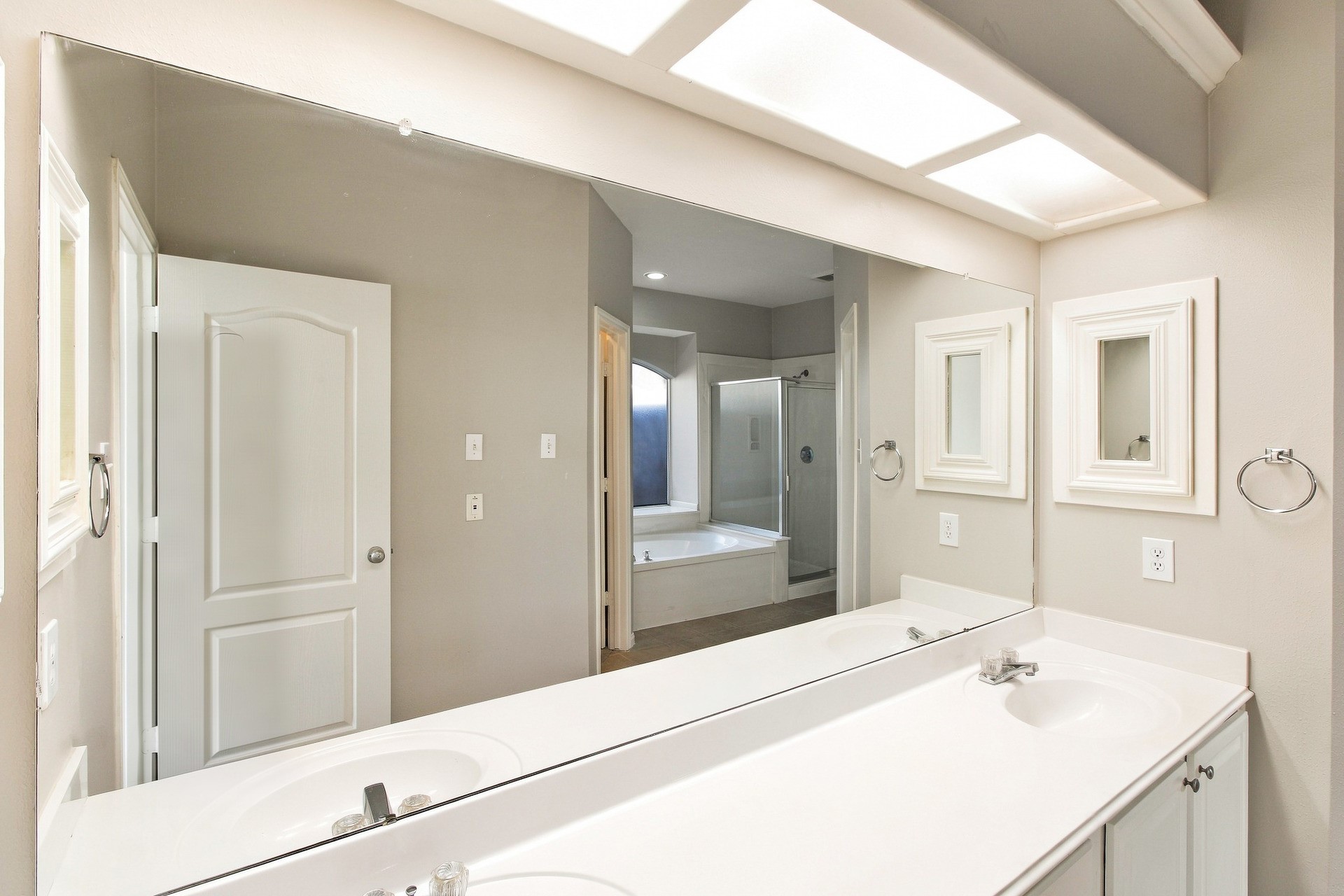 2208 Palm Lagoon Drive Property Photo 11