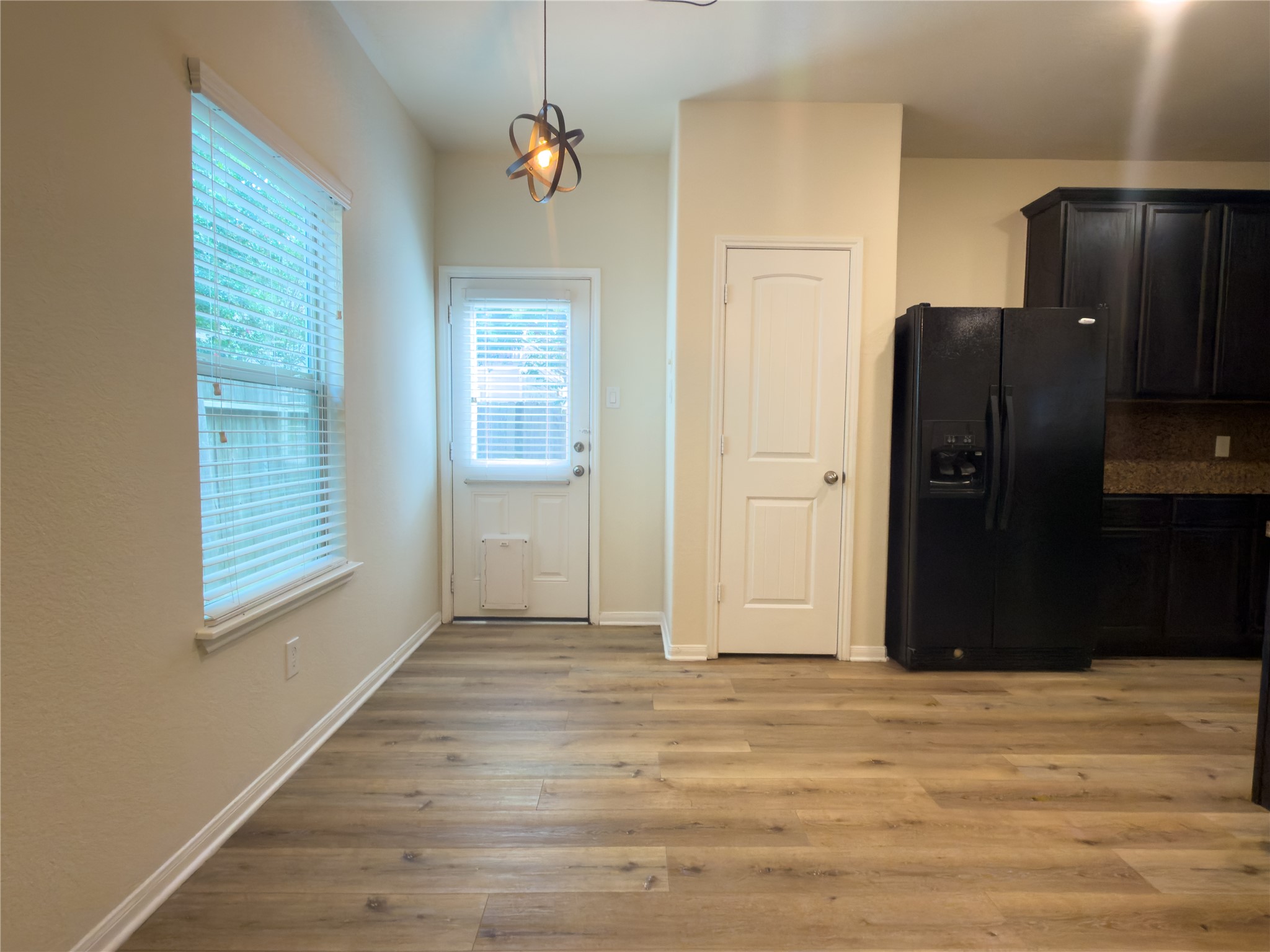 17035 Amarose Drive Property Photo 9