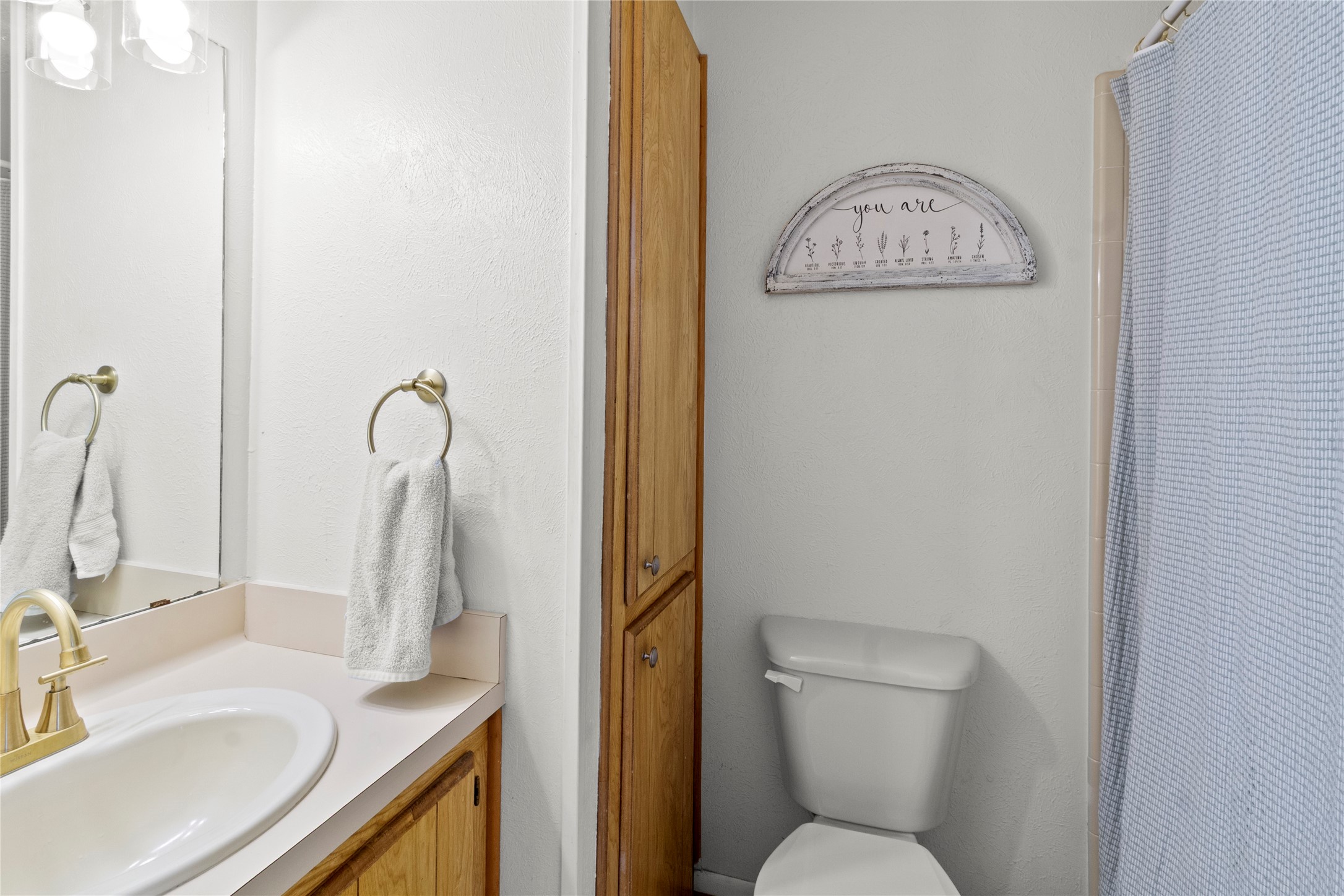 110 N Avenue D Property Photo 13