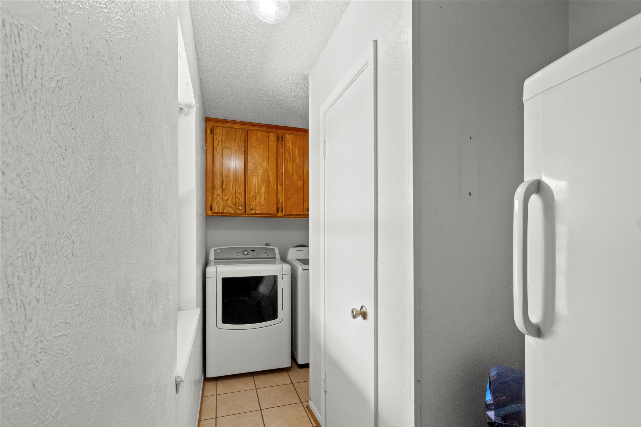 110 N Avenue D Property Photo 17