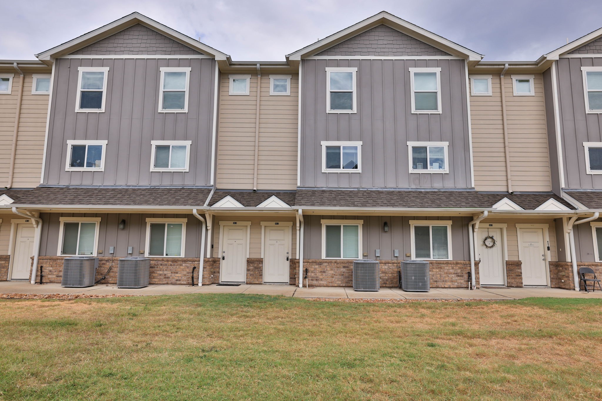 21155 Gosling Road 46 C Property Photo 1