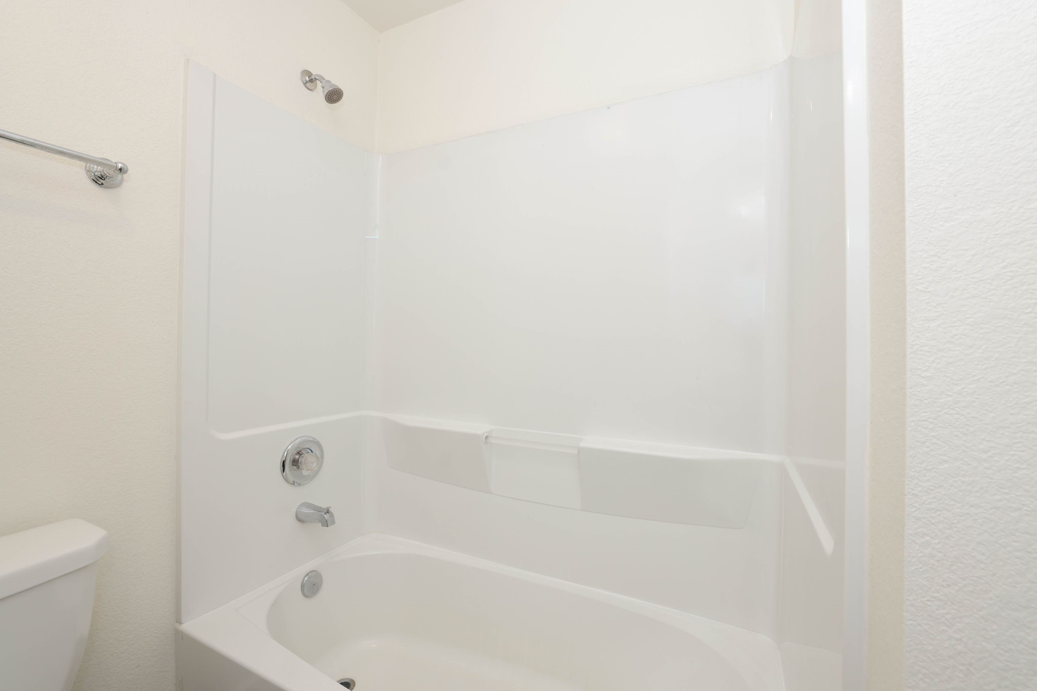 21155 Gosling Road 46 C Property Photo 14