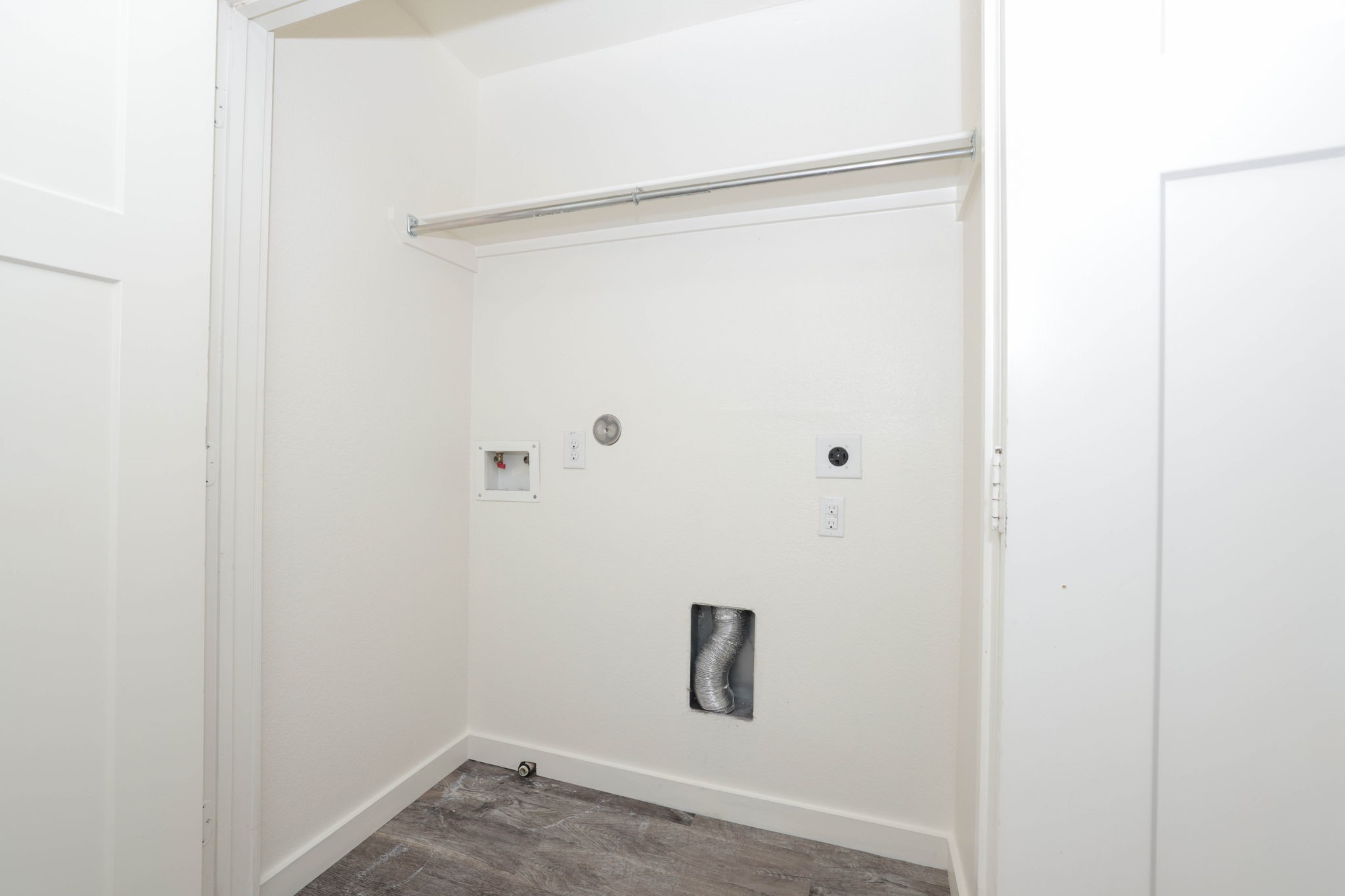 21155 Gosling Road 46 C Property Photo 19