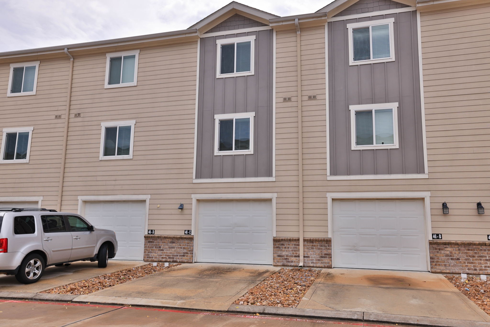 21155 Gosling Road 46 C Property Photo 21