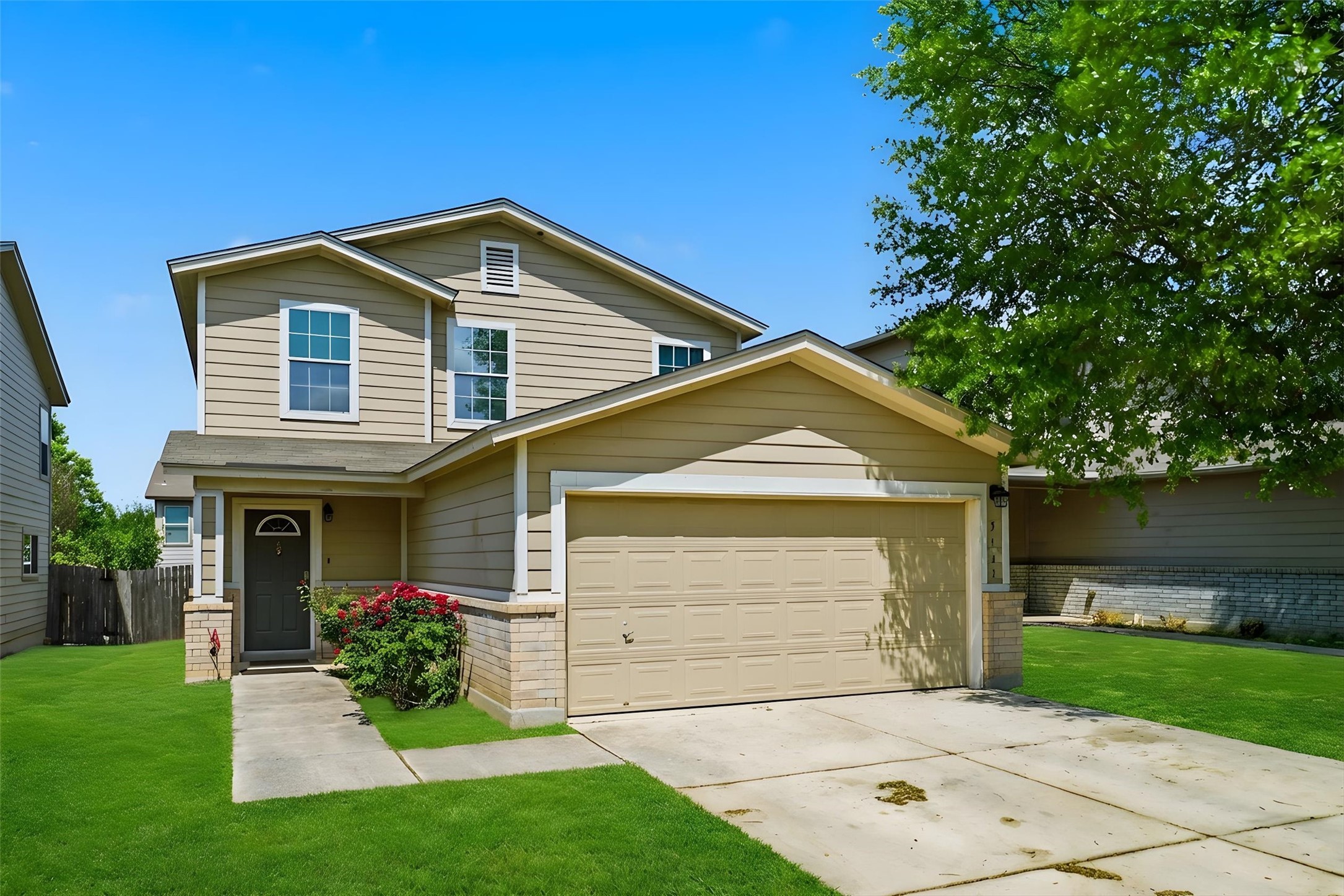5423 Spring Walk Property Photo 2