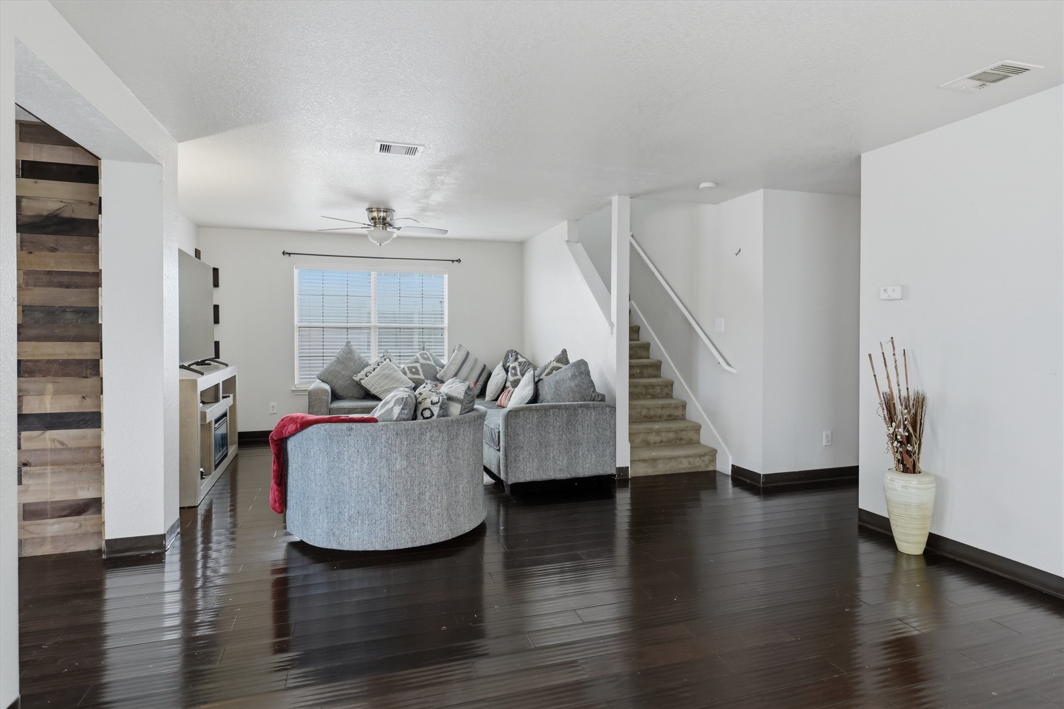 5423 Spring Walk Property Photo 11