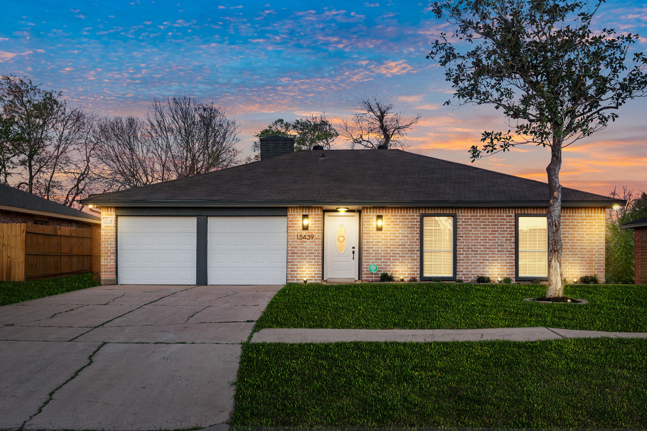 15439 Indian Woods Drive Property Photo 1