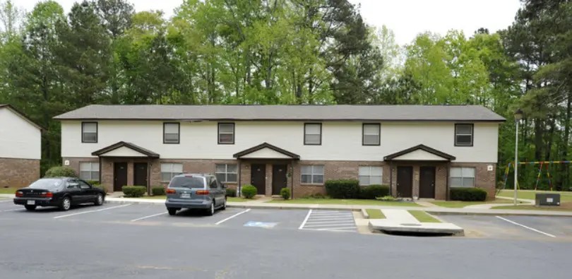 106 Meadow St Property Photo 1