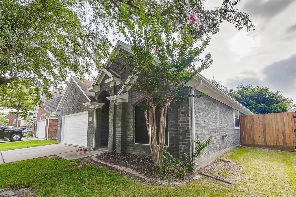 3026 Silver Spring Trail Property Photo 4