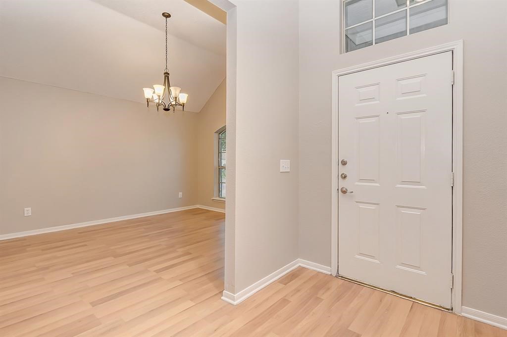 3026 Silver Spring Trail Property Photo 5