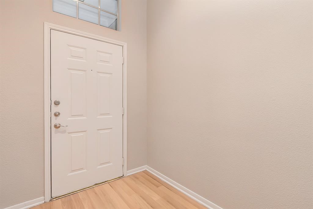 3026 Silver Spring Trail Property Photo 6