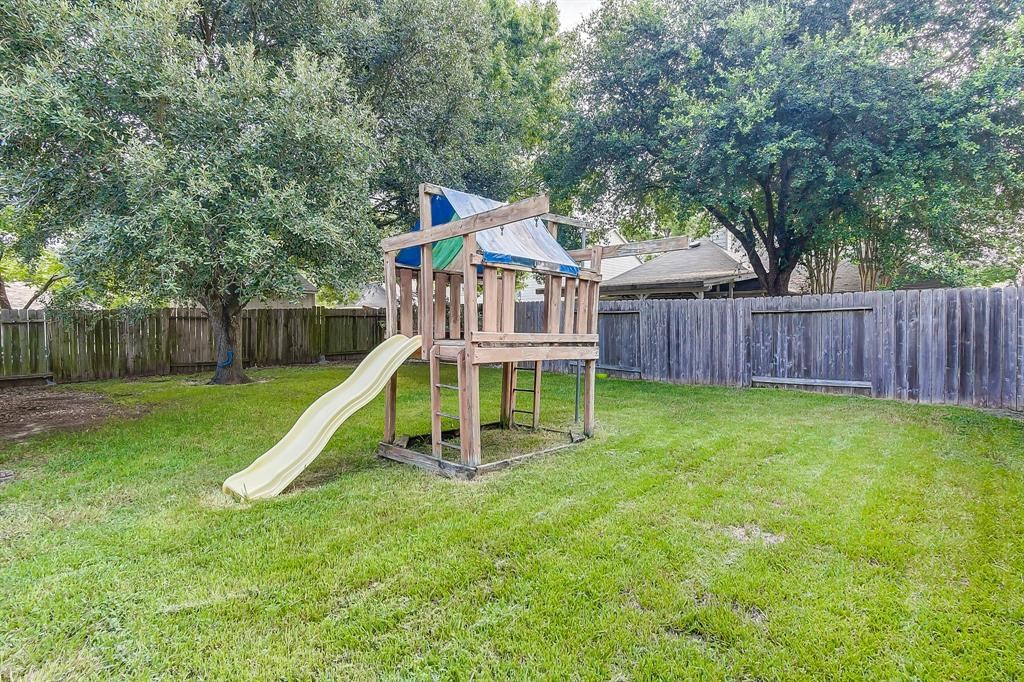 3026 Silver Spring Trail Property Photo 32