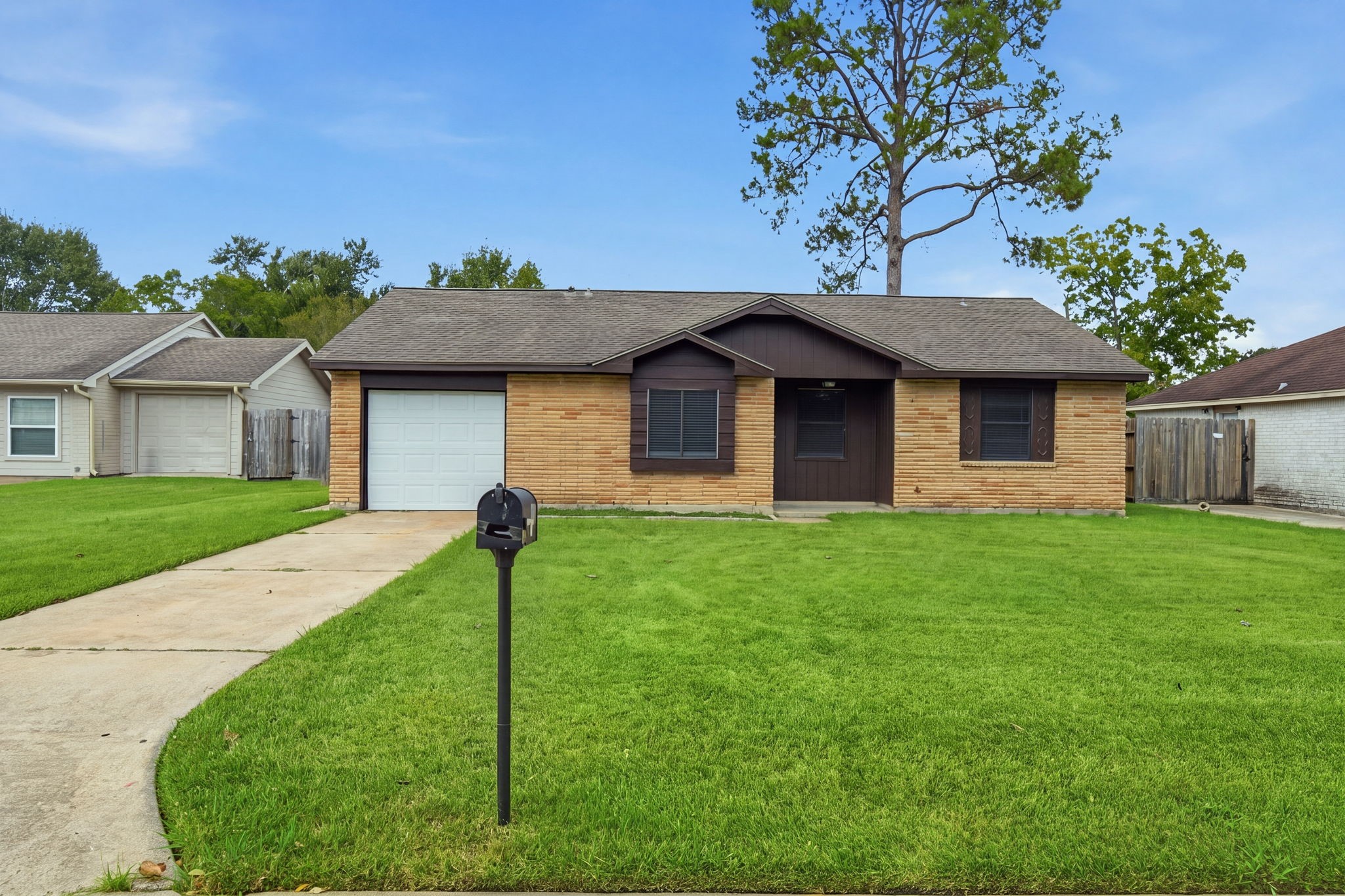 802 E Stadium Court Property Photo 25
