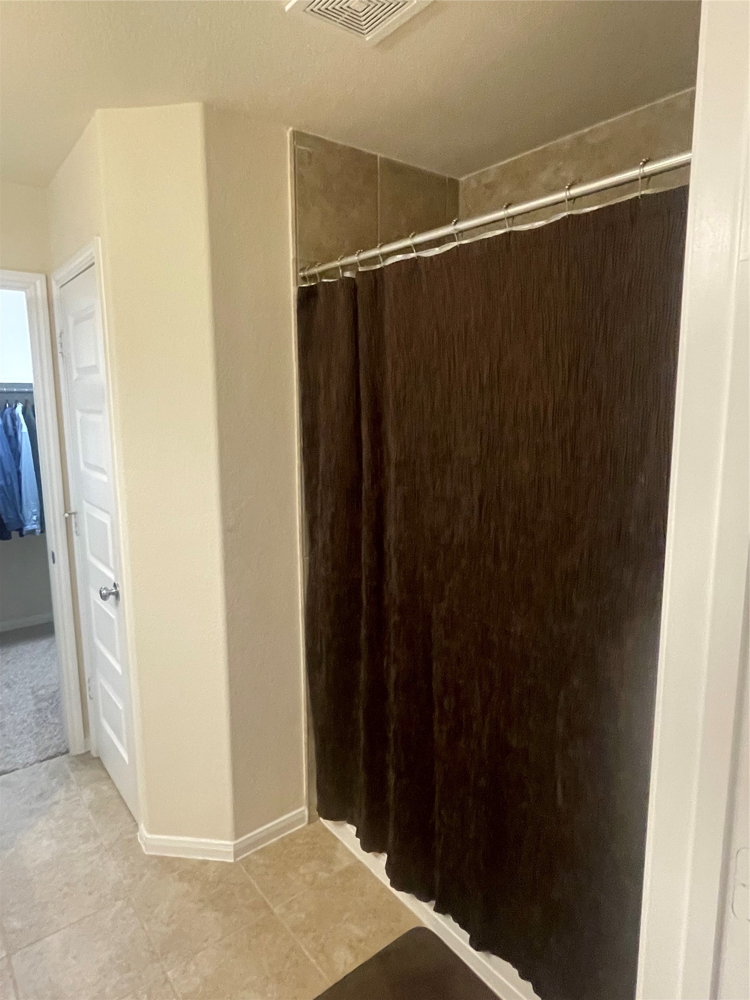5514 Clarendon Hills Court Property Photo 26