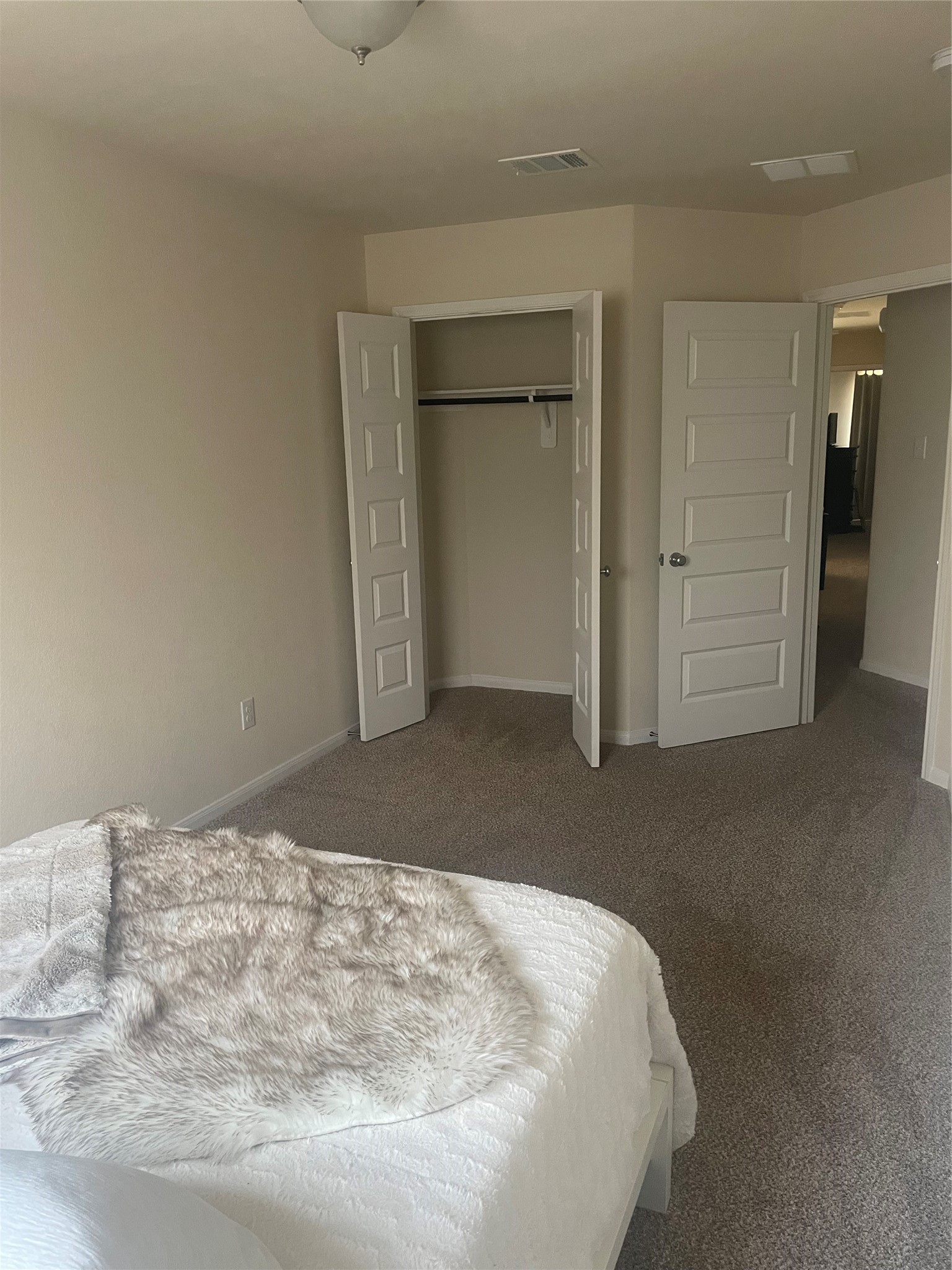 5514 Clarendon Hills Court Property Photo 33
