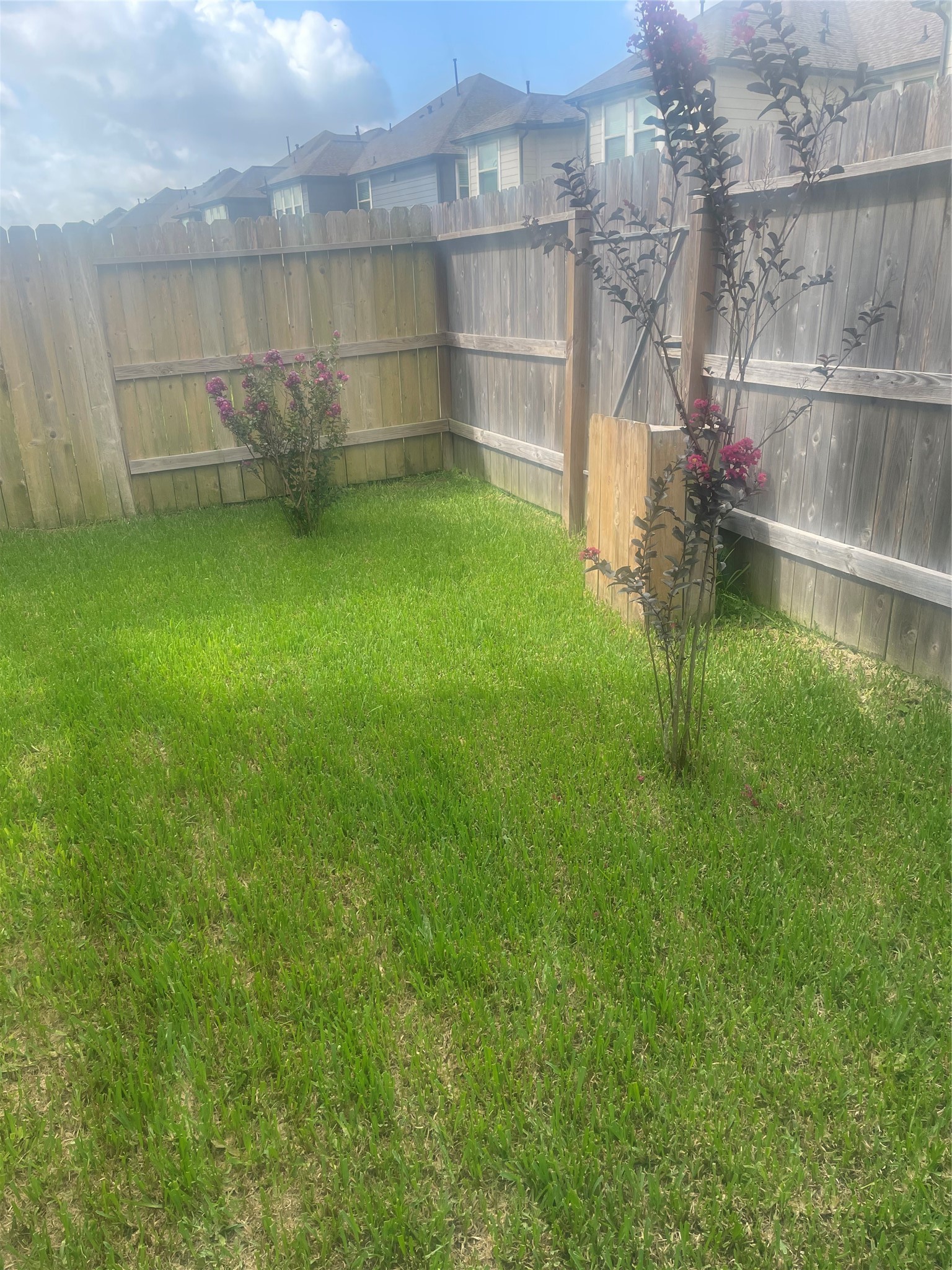 5514 Clarendon Hills Court Property Photo 42