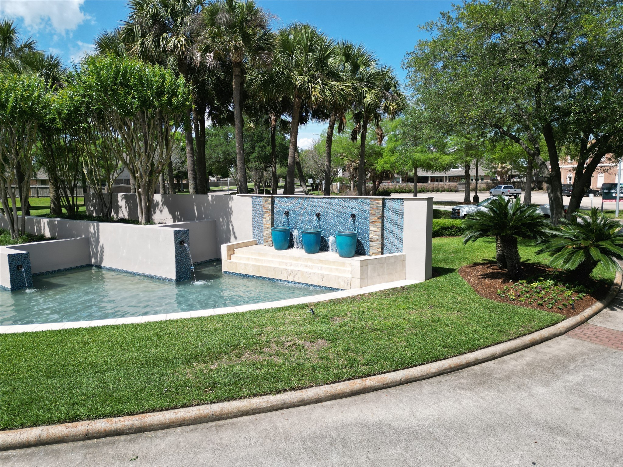 307 Blue Water Way Property Photo 18
