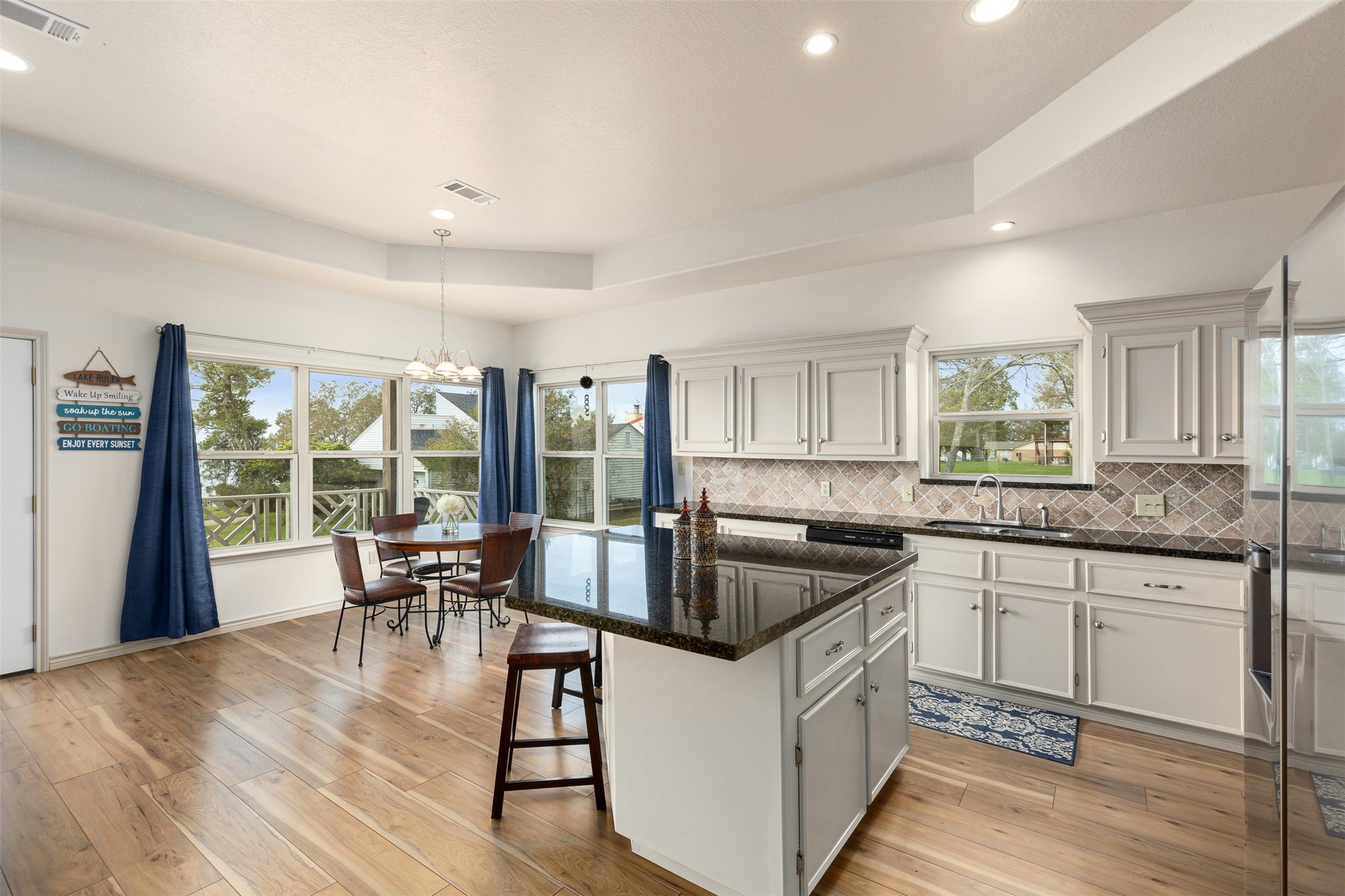 606 Echo Lane Property Photo 21