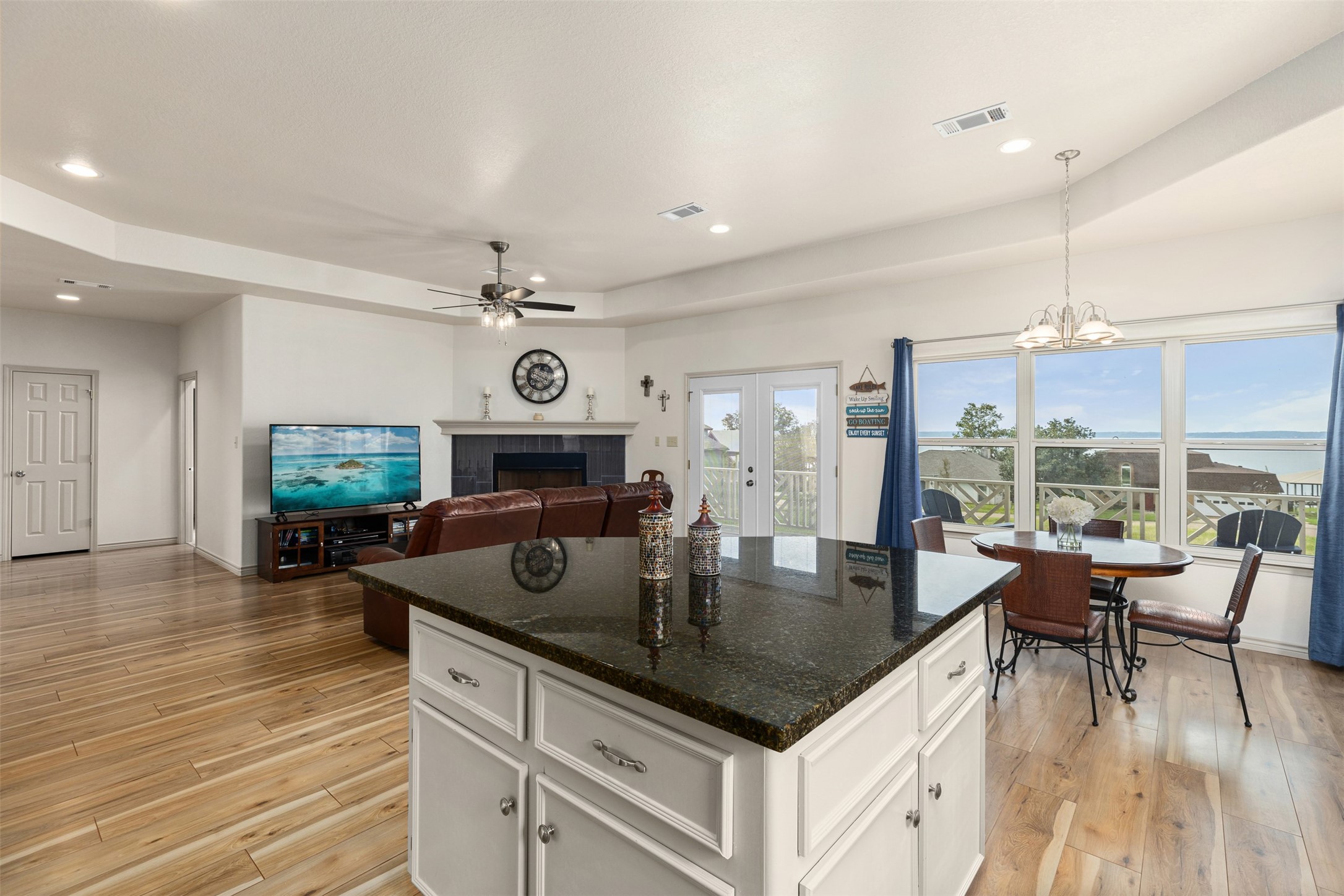 606 Echo Lane Property Photo 22