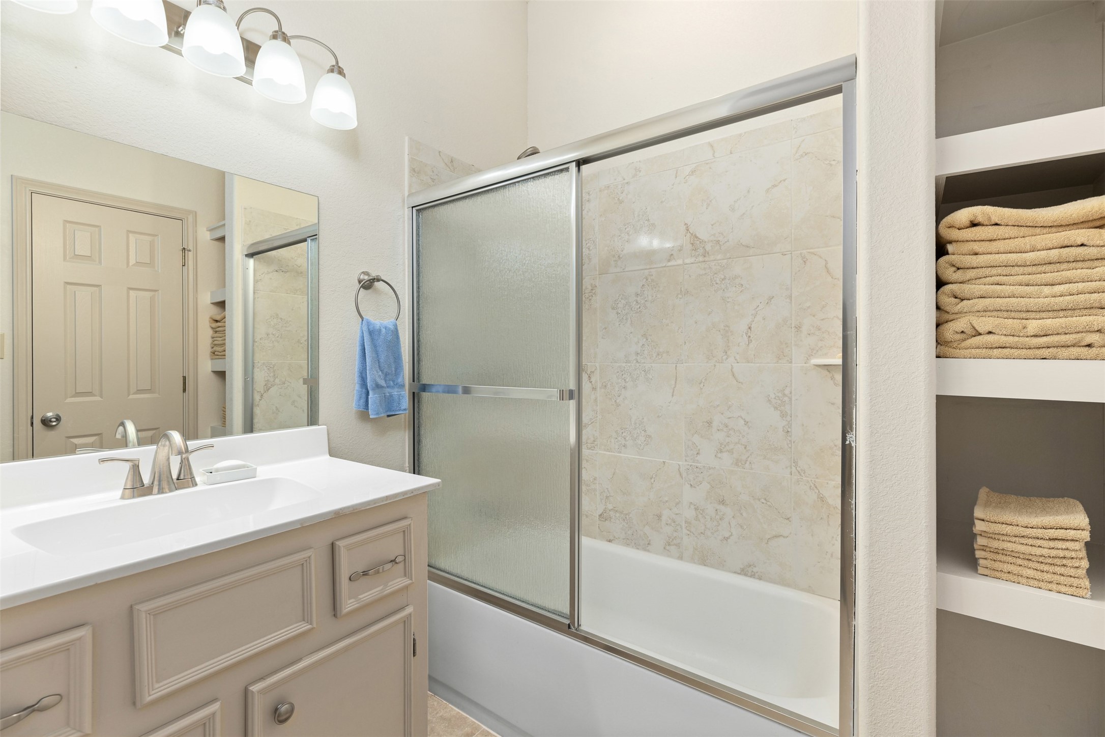 606 Echo Lane Property Photo 26