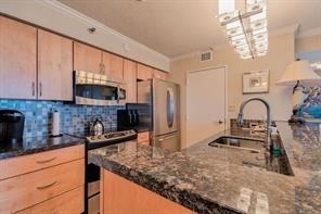 5220 Seawall Boulevard 633 Property Photo 8