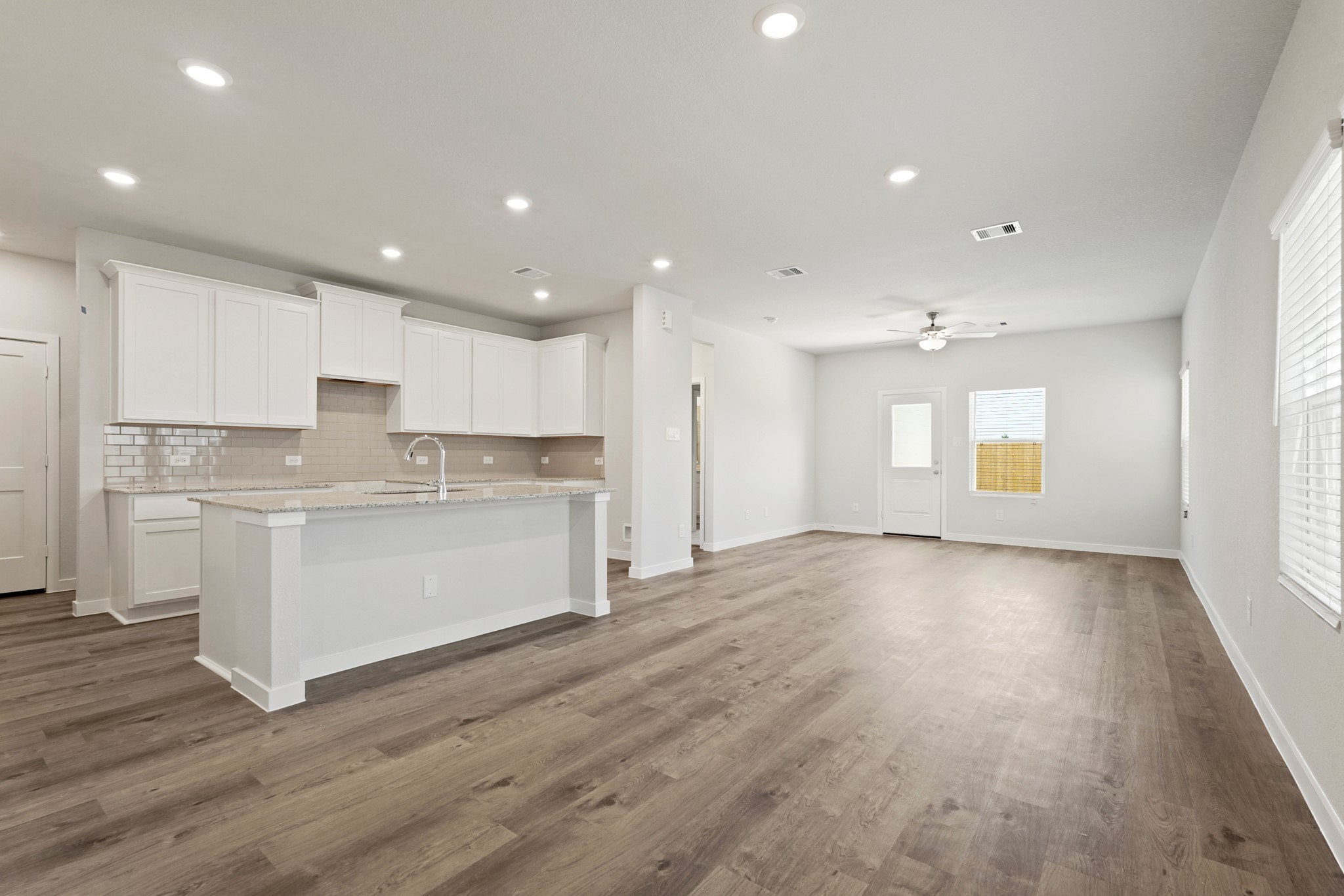 32919 Turning Springs Drive Property Photo 4