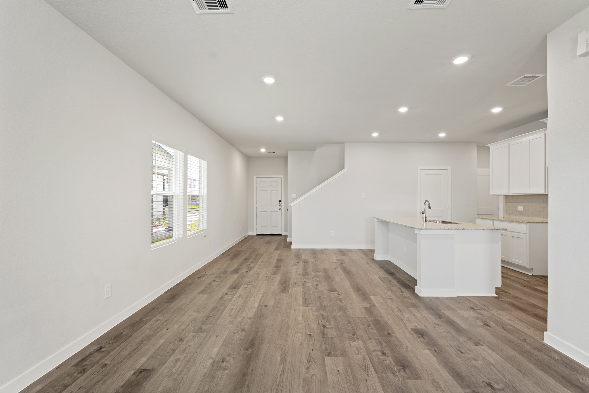 32919 Turning Springs Drive Property Photo 5