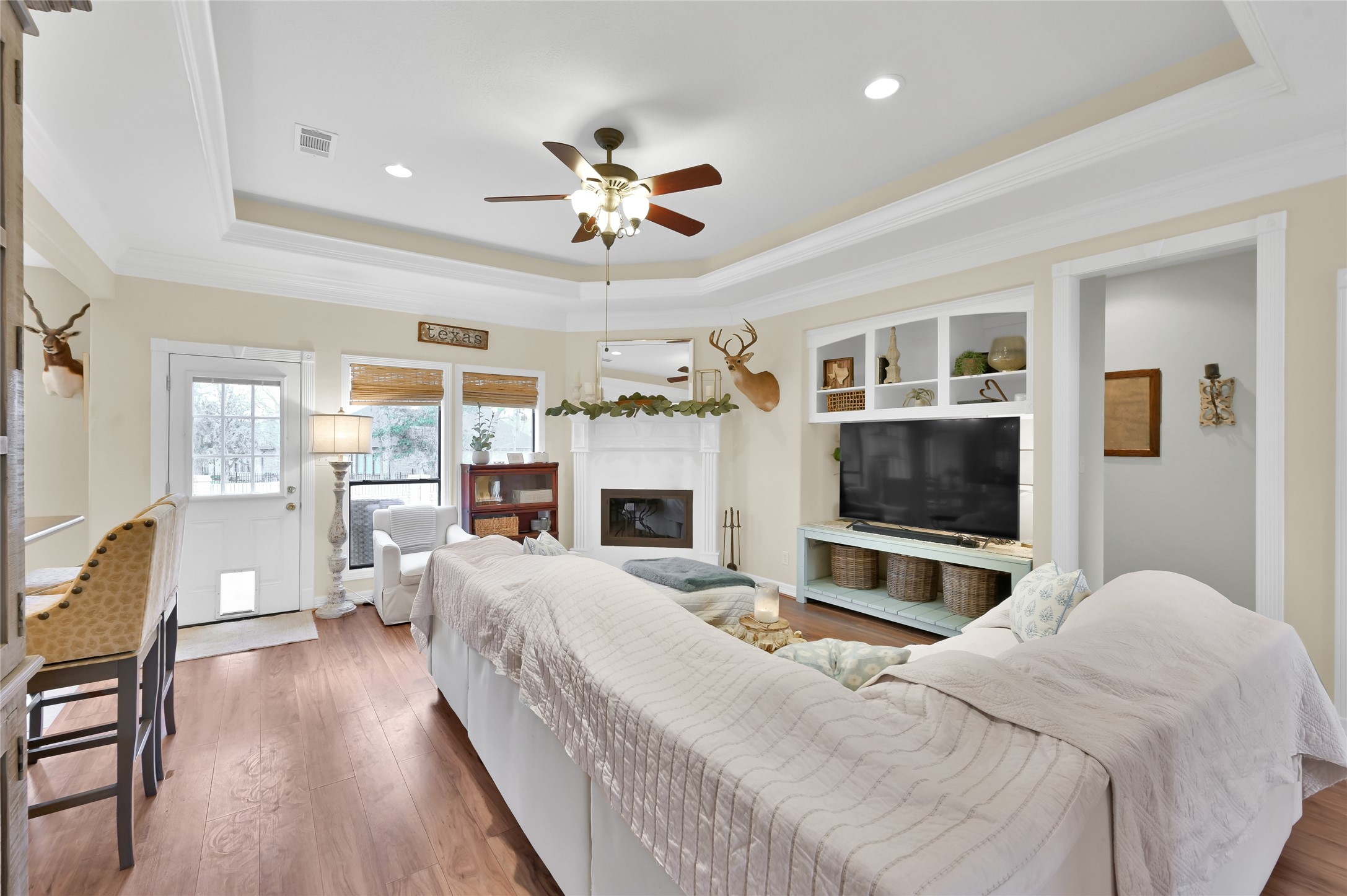 33 Ruskin Drive W Property Photo 11