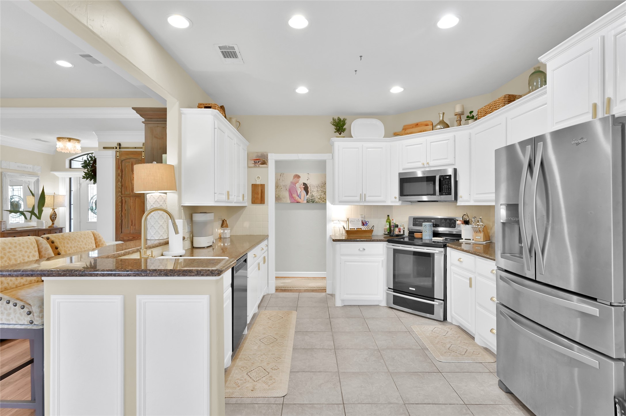 33 Ruskin Drive W Property Photo 14