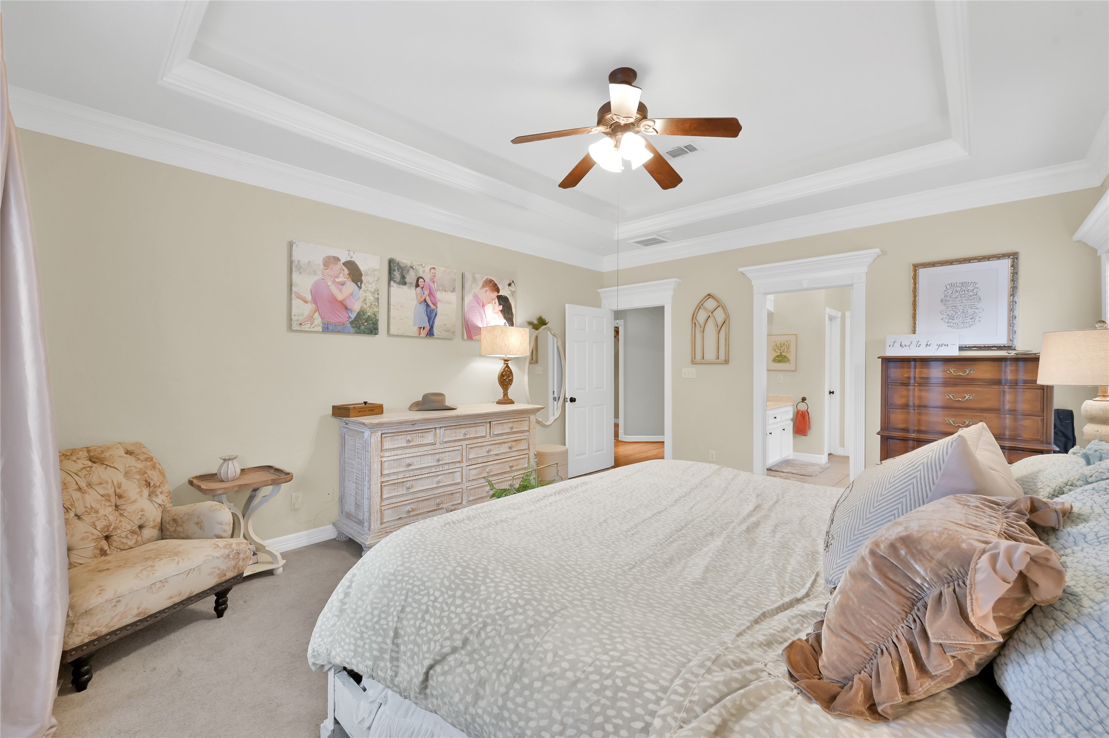 33 Ruskin Drive W Property Photo 22