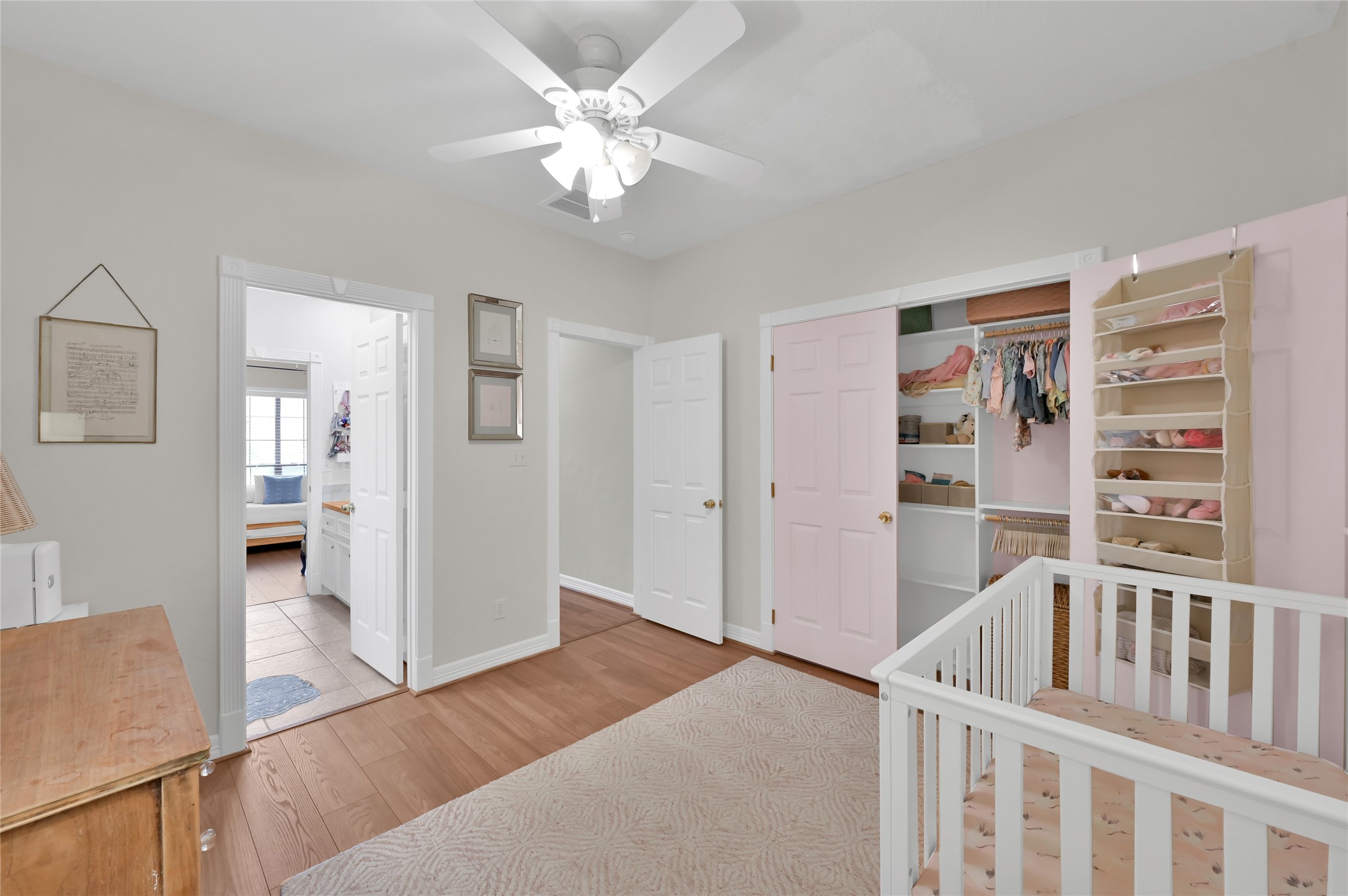 33 Ruskin Drive W Property Photo 28