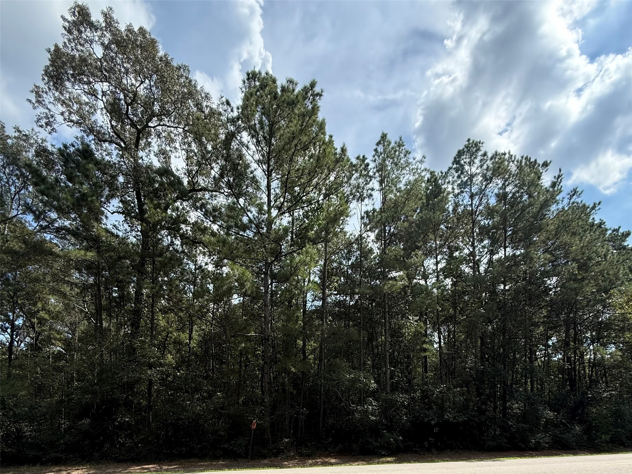 17337 Northcrest Circle Property Photo 2