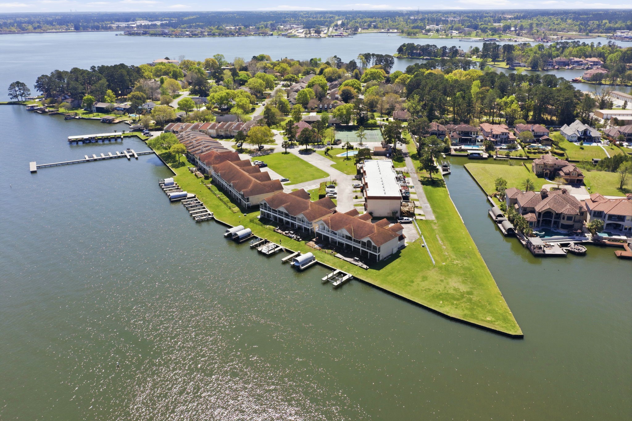 2 Regency Point Property Photo 1