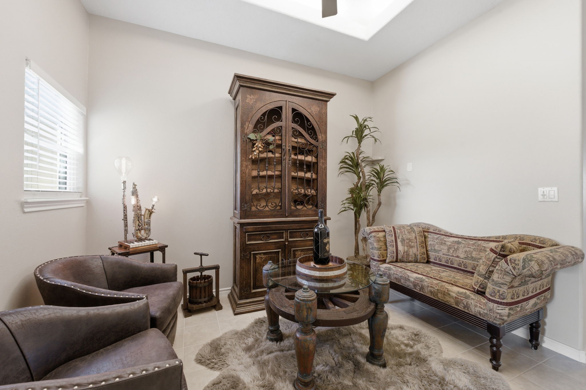 2 Regency Point Property Photo 23