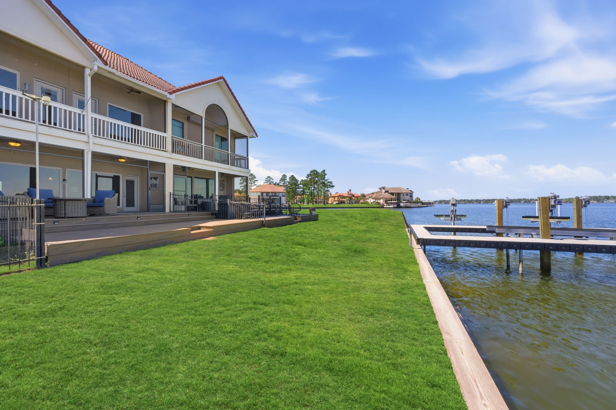 2 Regency Point Property Photo 35