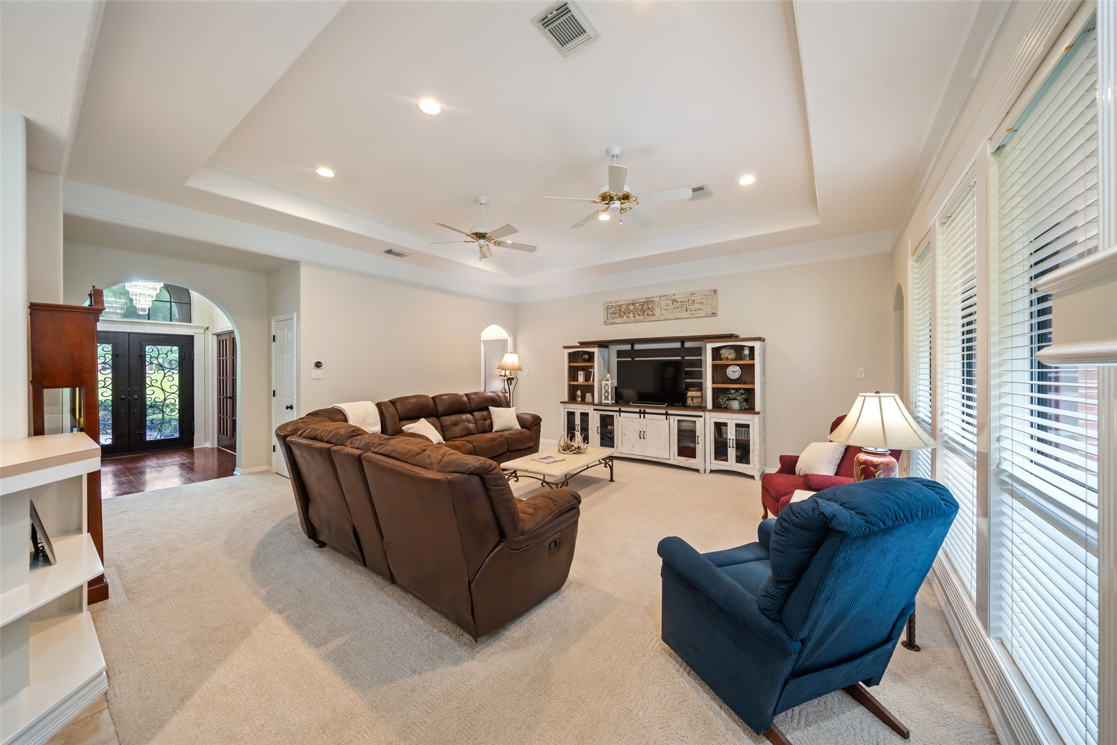 9322 Sendera Drive Property Photo 12
