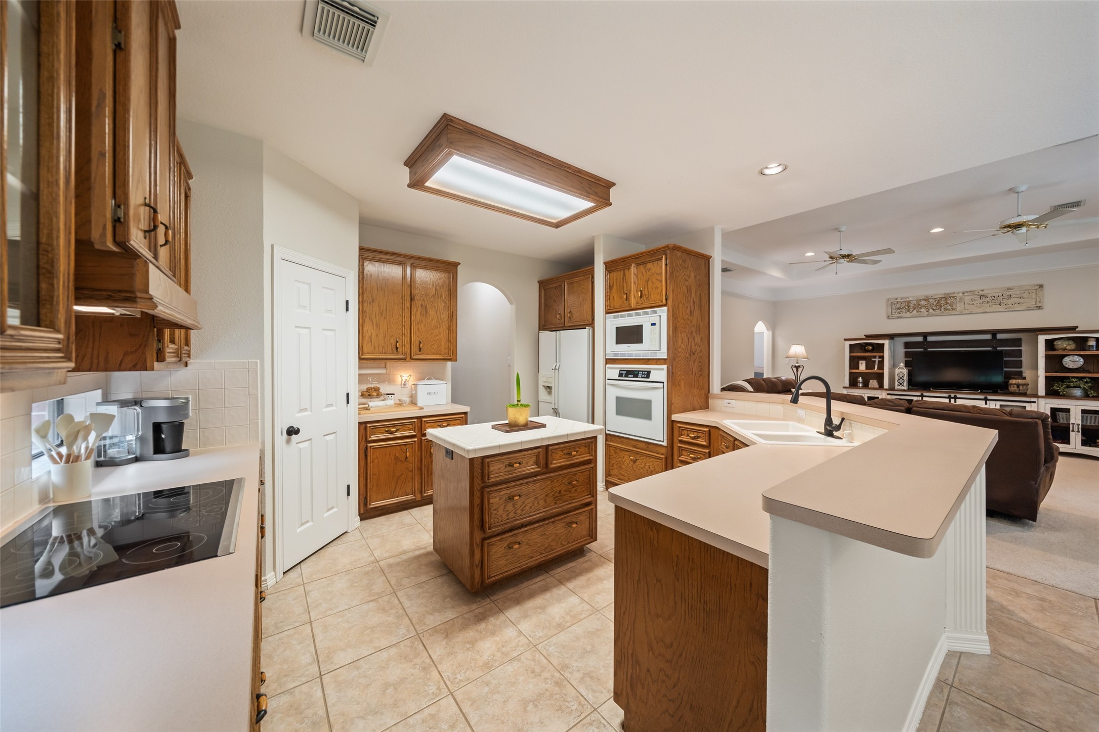 9322 Sendera Drive Property Photo 17