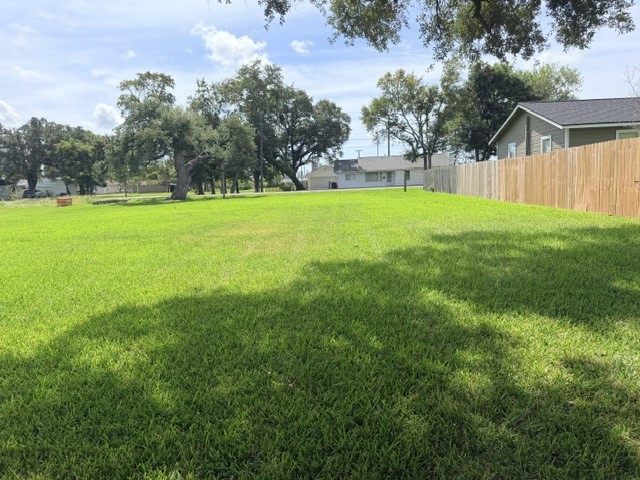 506 Hinken Street Property Photo 3