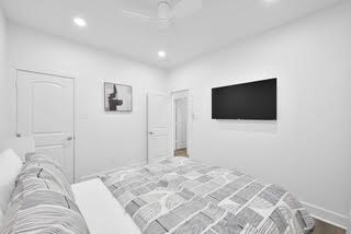 211 S 5th Street B Property Photo 11