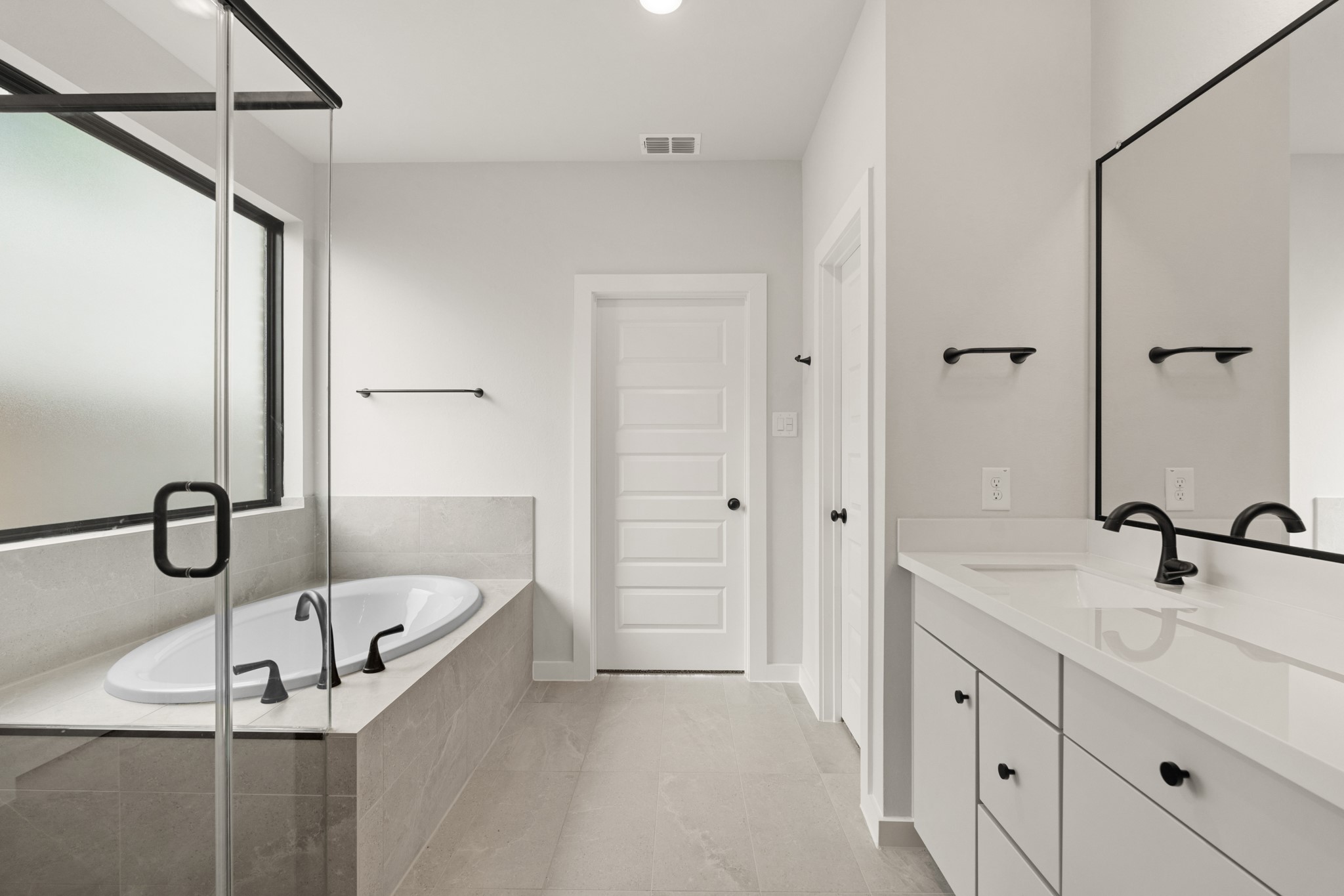 21418 Jewelflower Court Property Photo 12