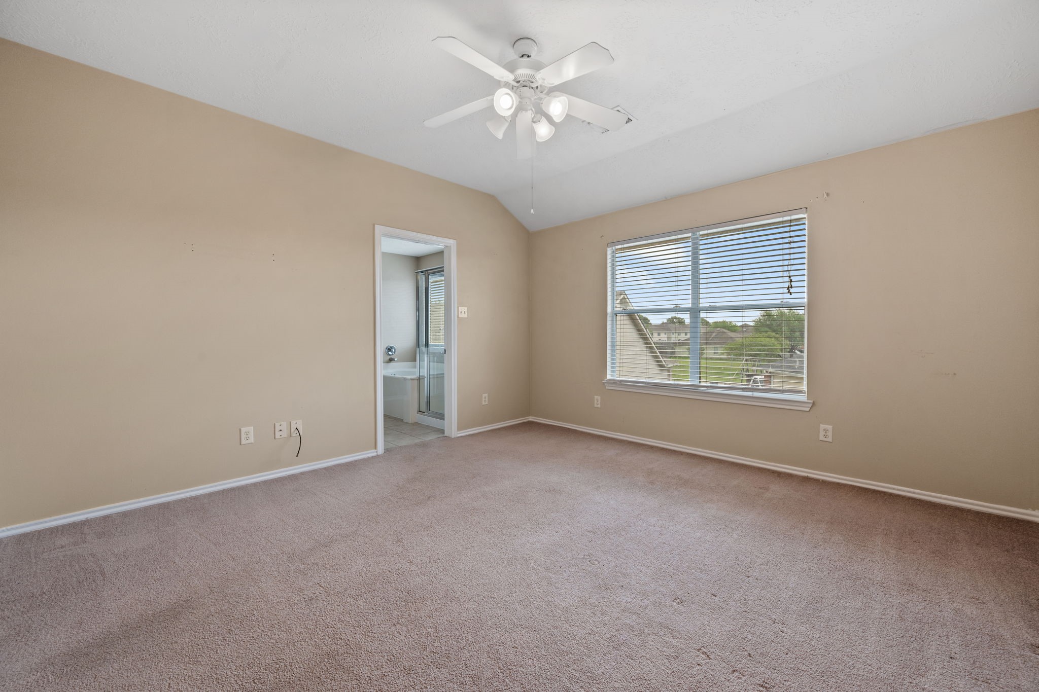 8714 Thistlemoor Lane Property Photo 15