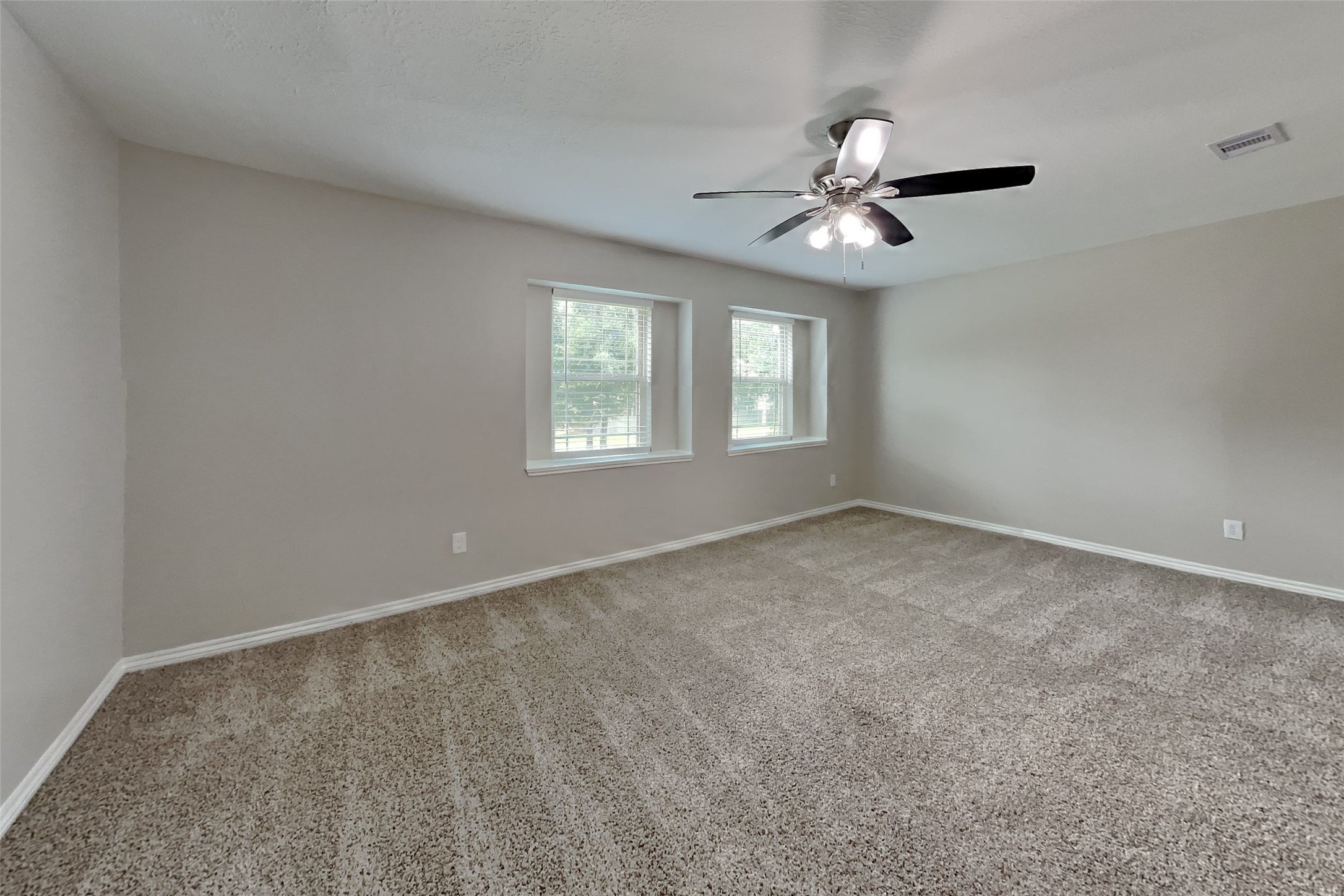 18330 Ella Boulevard Property Photo 8