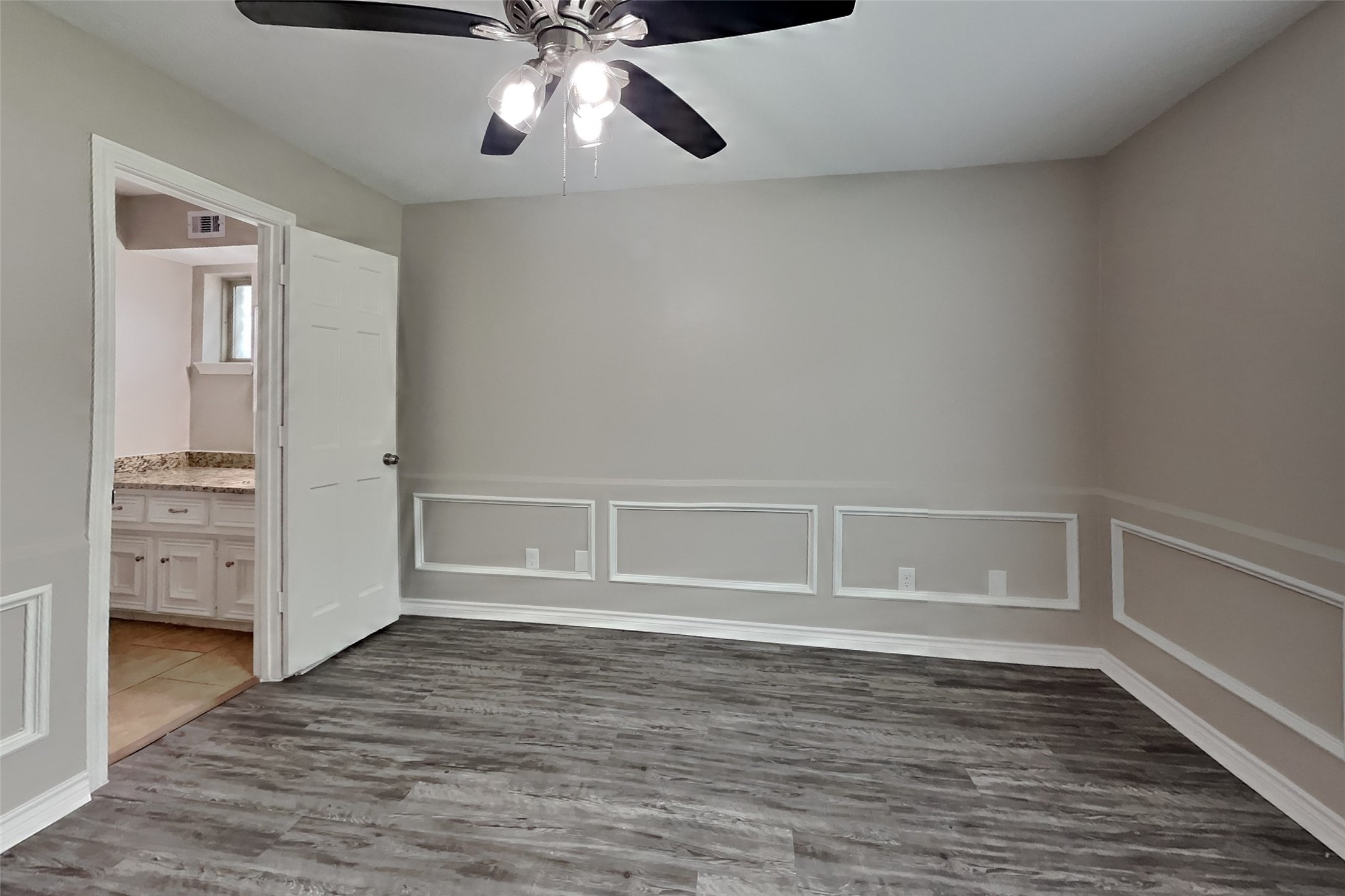 18330 Ella Boulevard Property Photo 11