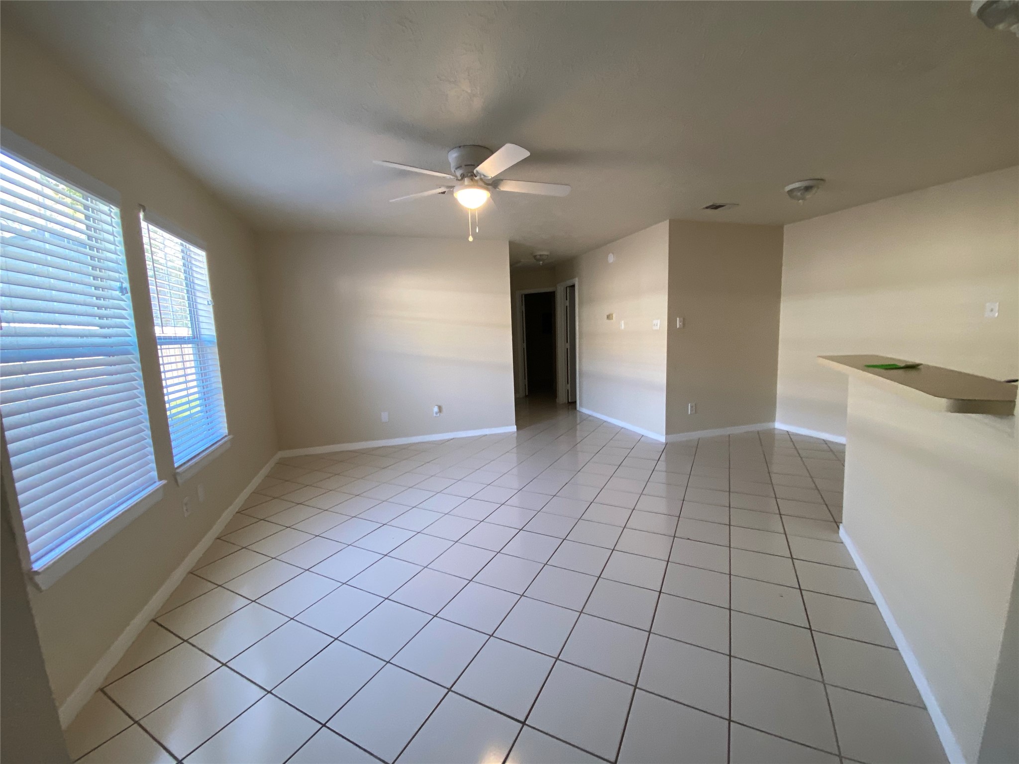 311 Willowick Street Property Photo 4